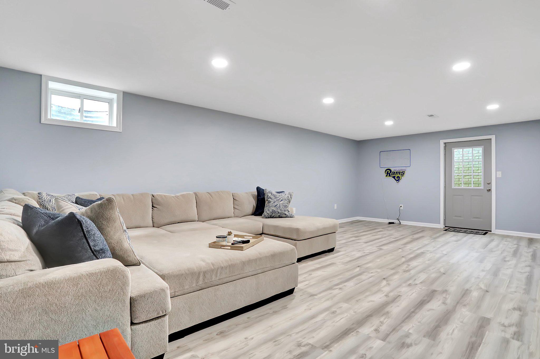 SPRINGDALE FARM - Residential