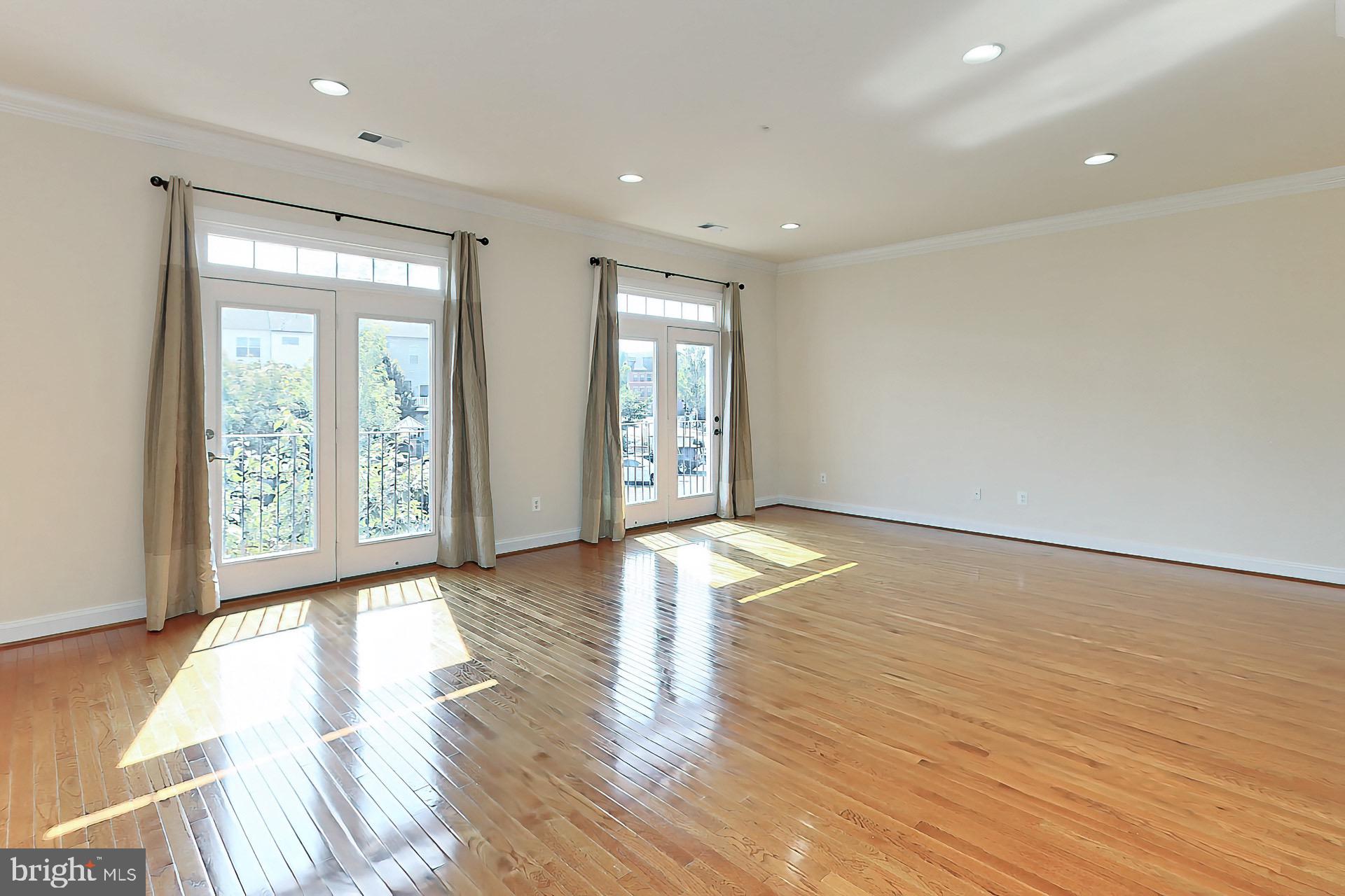 STATION VIEW - Residential Lease