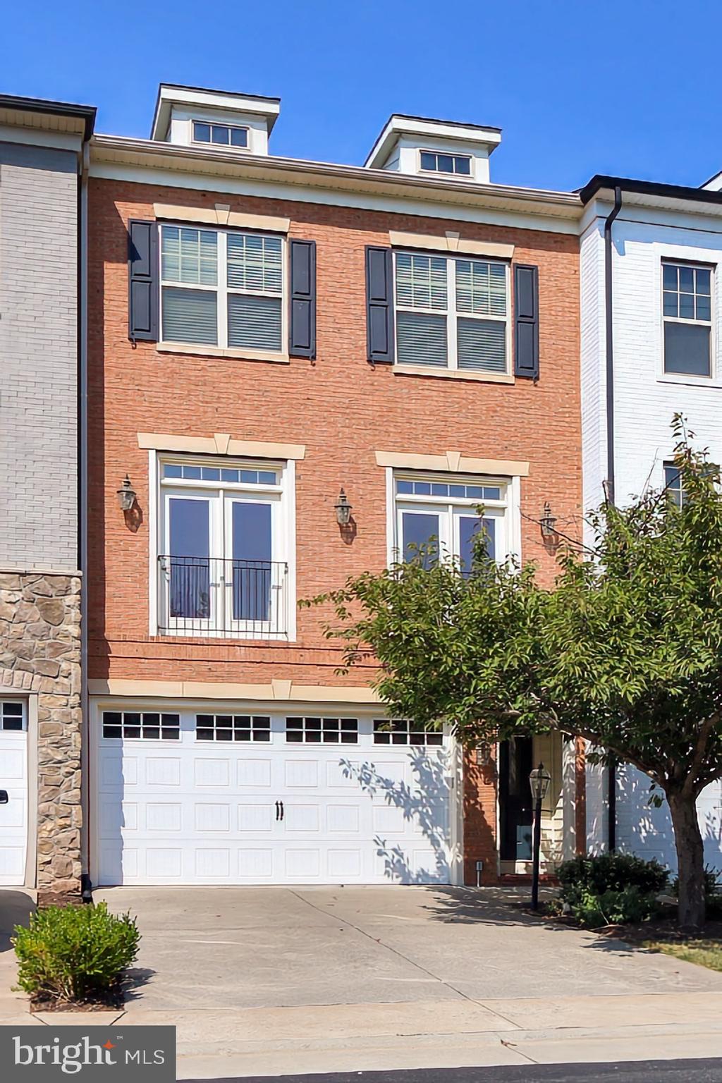 STATION VIEW - Residential Lease