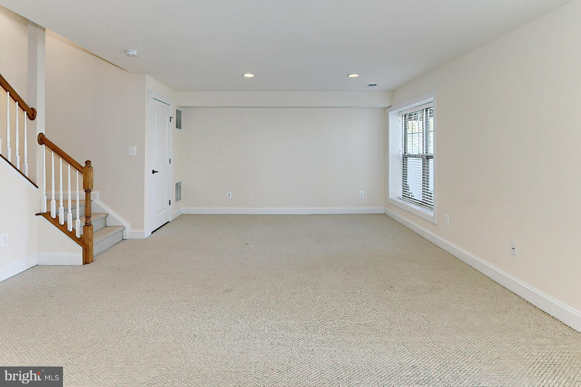 STATION VIEW - Residential Lease