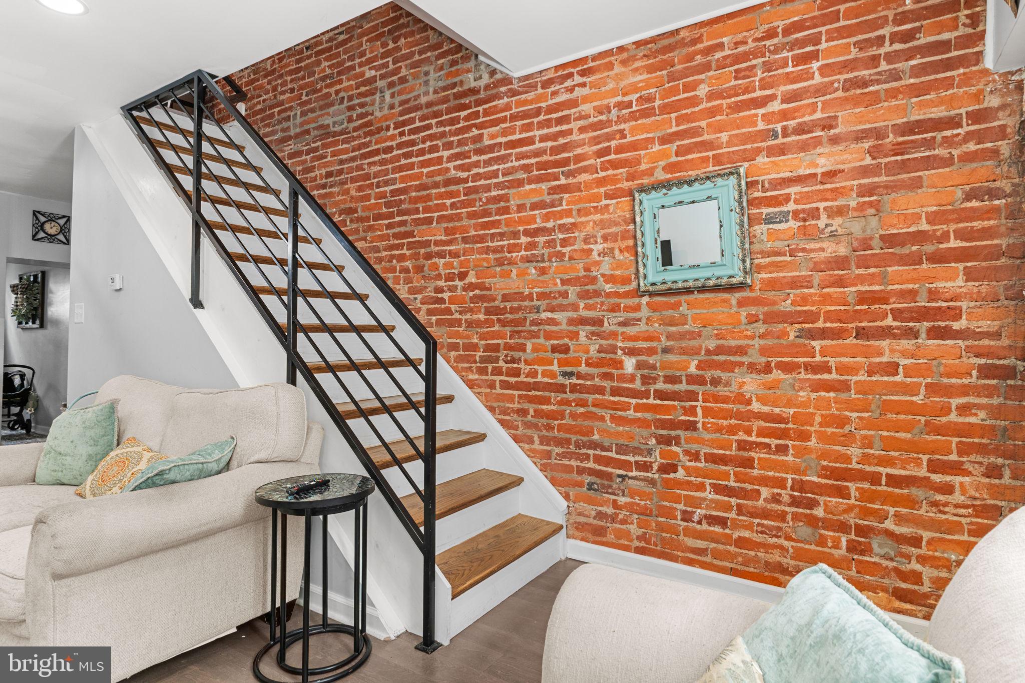 POINT BREEZE - Residential