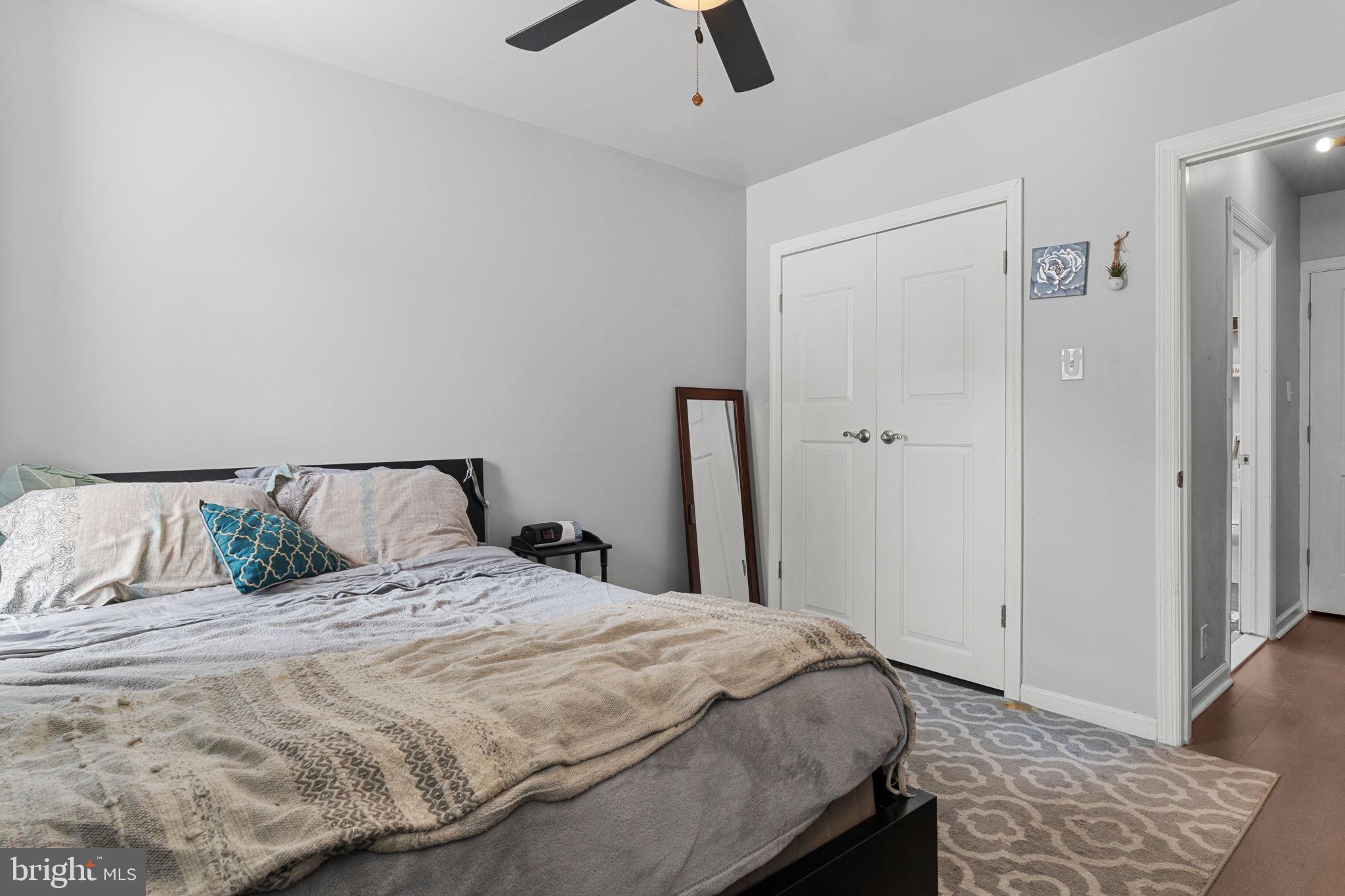 POINT BREEZE - Residential