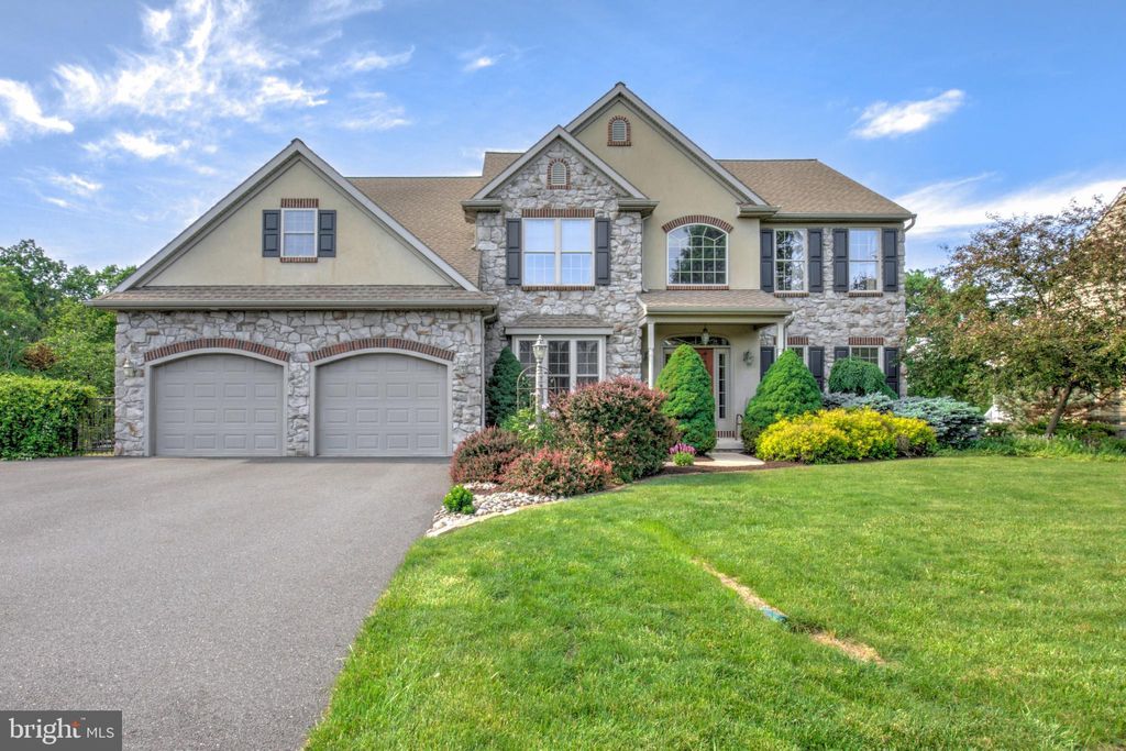 Photo of 146 Pleasant Valley Road, EAST EARL, PA 17519 (MLS # PALA2070280)