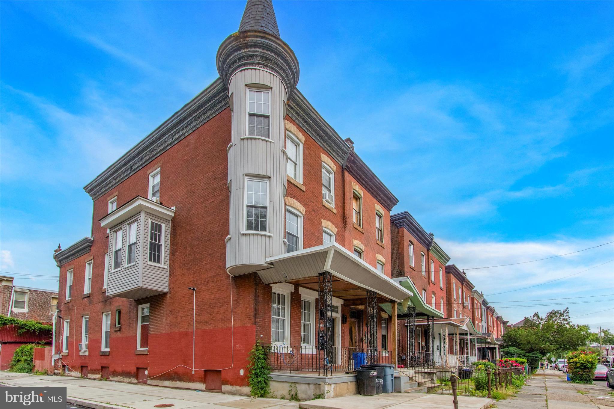 9.5%+ RETURN !! Welcome to 3530 north 18th street. This rehabbed ultra modern TRIPLEX can now be yours! Unit 1 is rented for 1150 a month and is a 3 bed 1 bath with basement and backyard, Unit 2 is a 21bed 1 bath thats vacant but was rented for $1350 and Unit 3 is a 32bed 1 bath getting $975 a month. Perfect for an investor who wants an OVER 10% return or a home buyer thats wants to buy and have their tenants build their equity for them ! A few blocks from temple hospital and tons of eateries make this a perfect buy, schedule your showing today ! This can be sold as a portfolio package, please inquire !