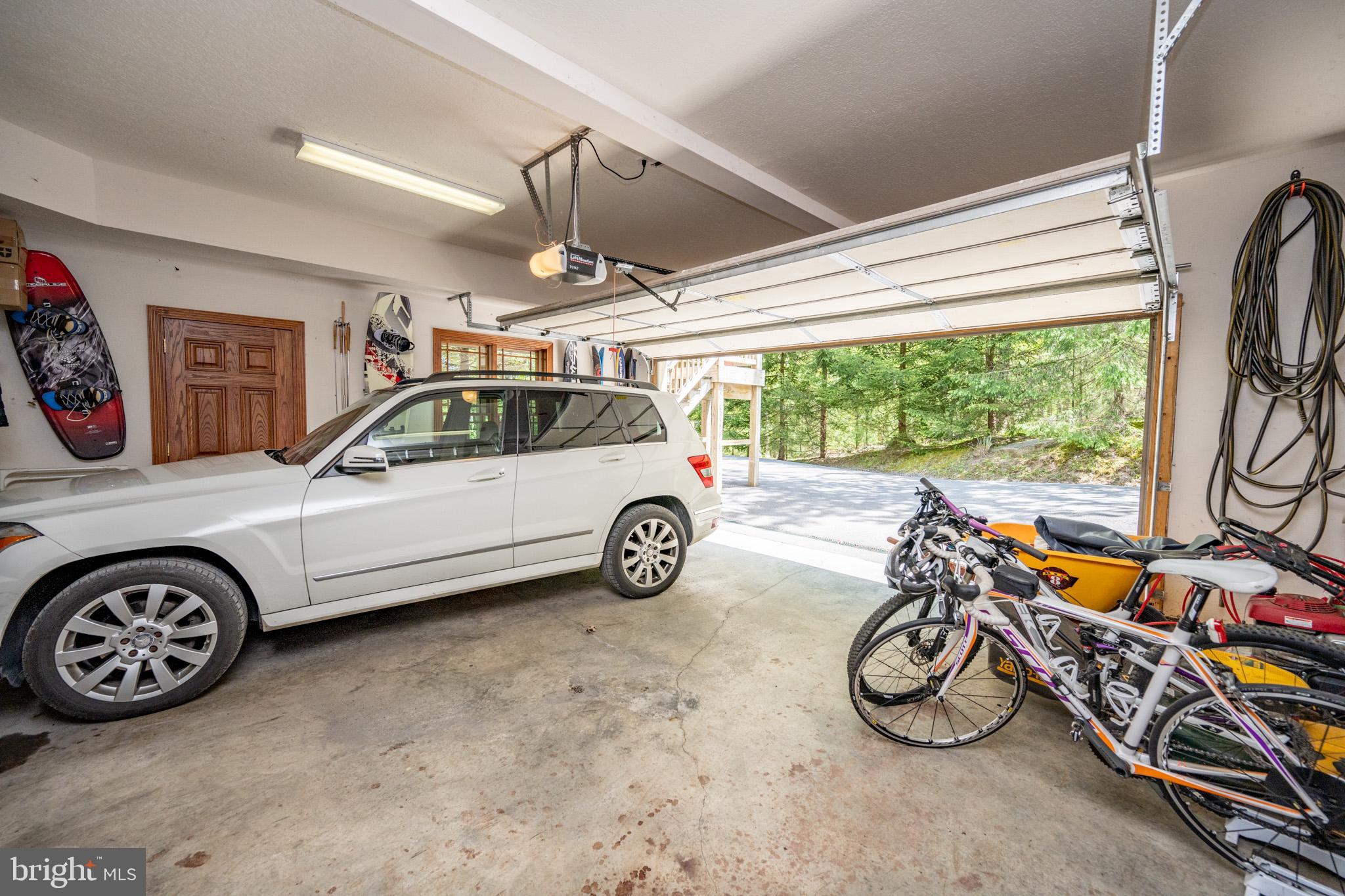 THOUSAND ACRES AT DCL - Residential