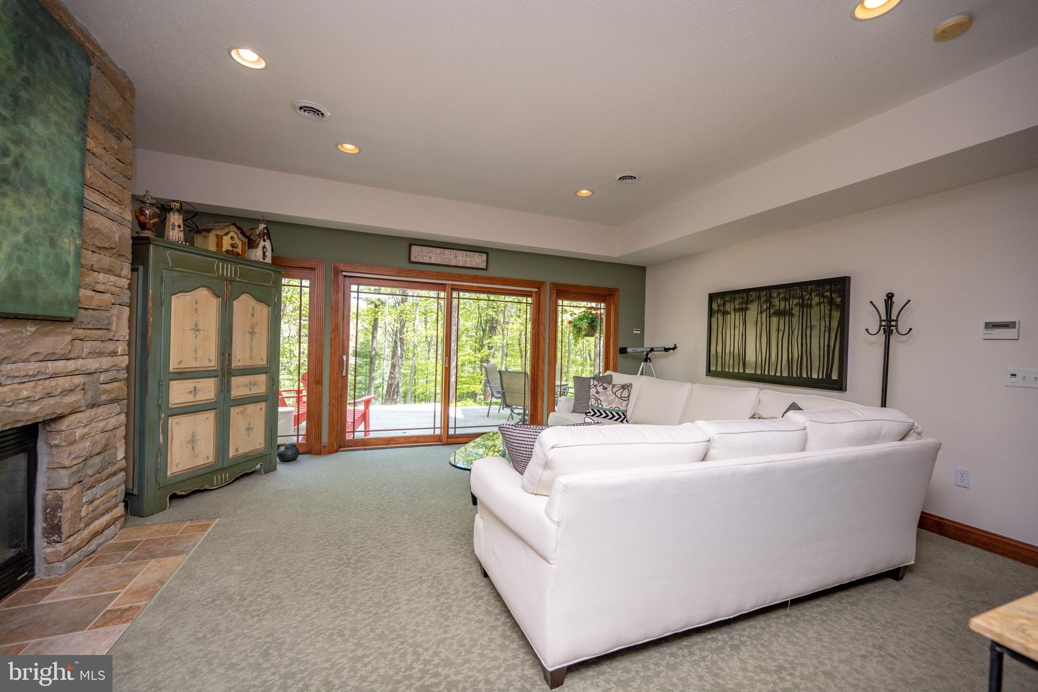 THOUSAND ACRES AT DCL - Residential