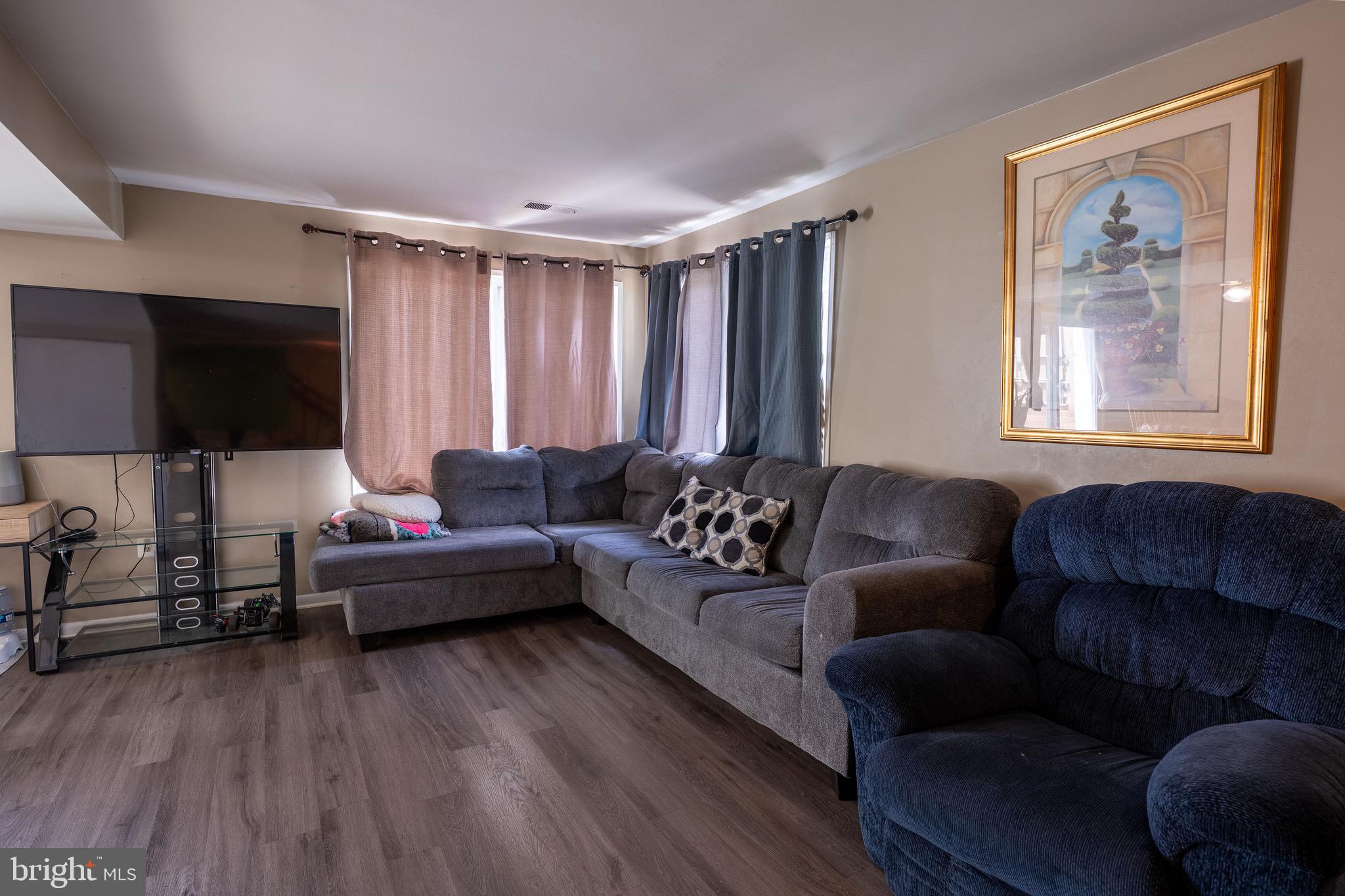 GERMANTOWN PARK - Residential