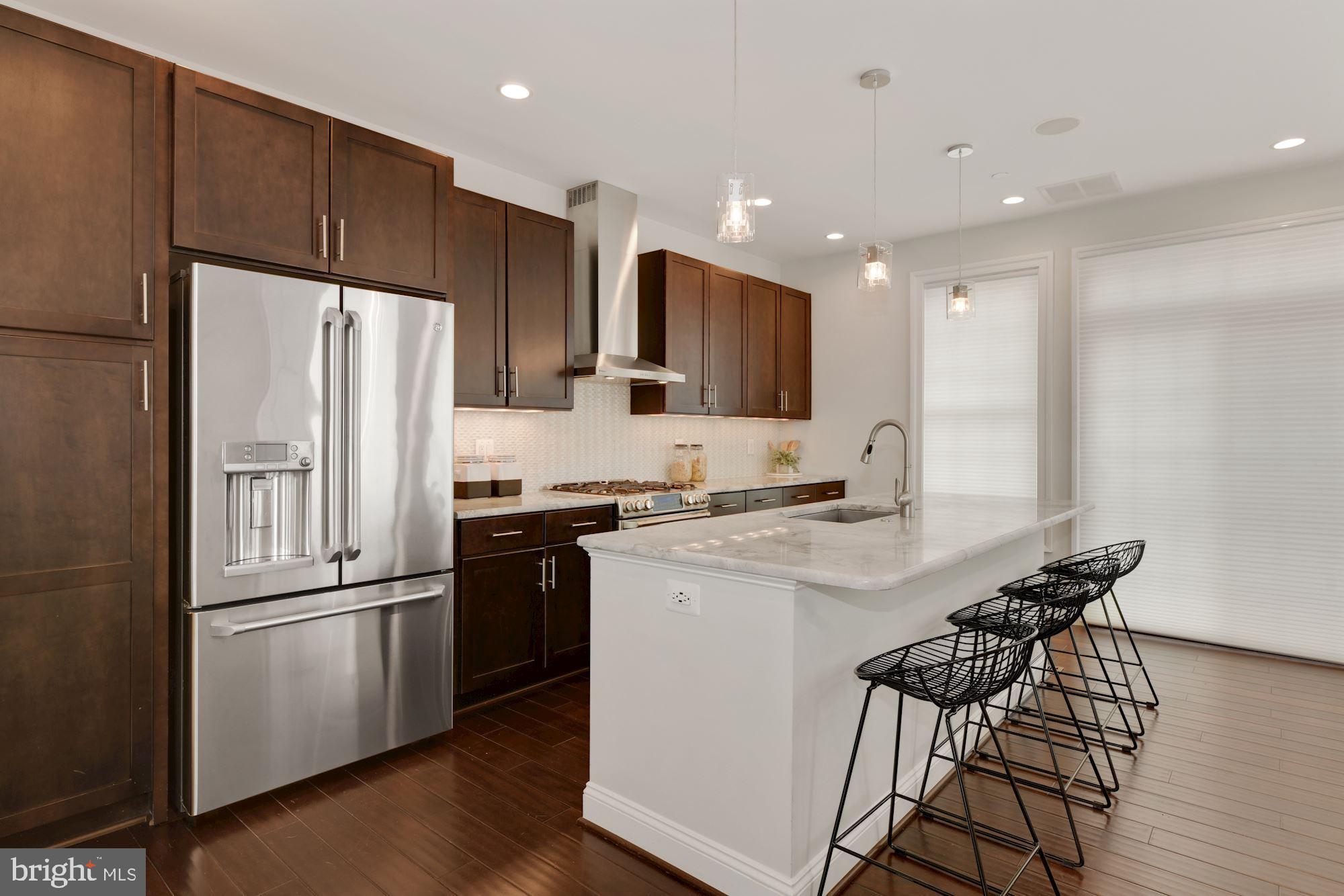 BALLSTON PARK - Residential