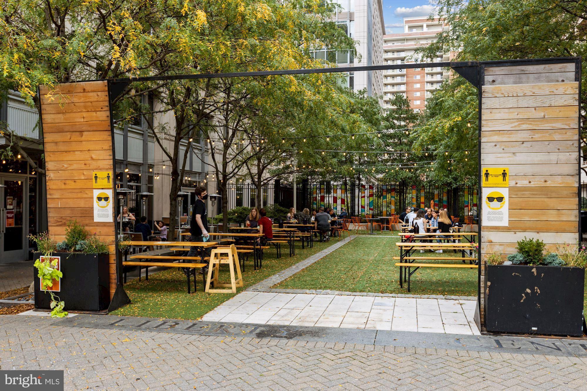 BALLSTON PARK - Residential