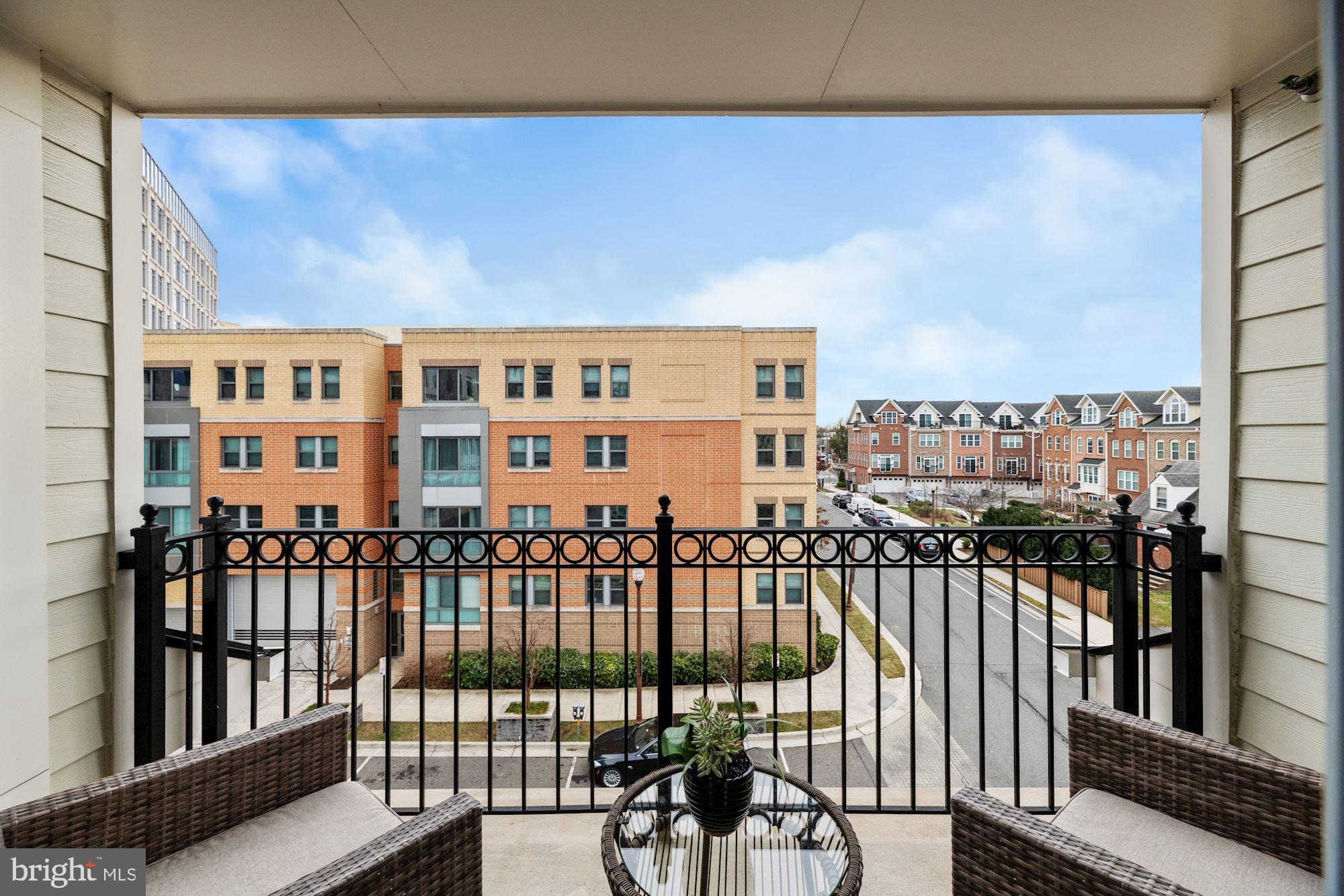 BALLSTON PARK - Residential