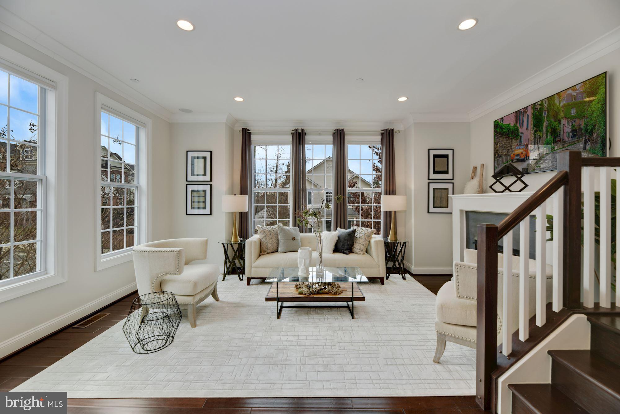 BALLSTON PARK - Residential