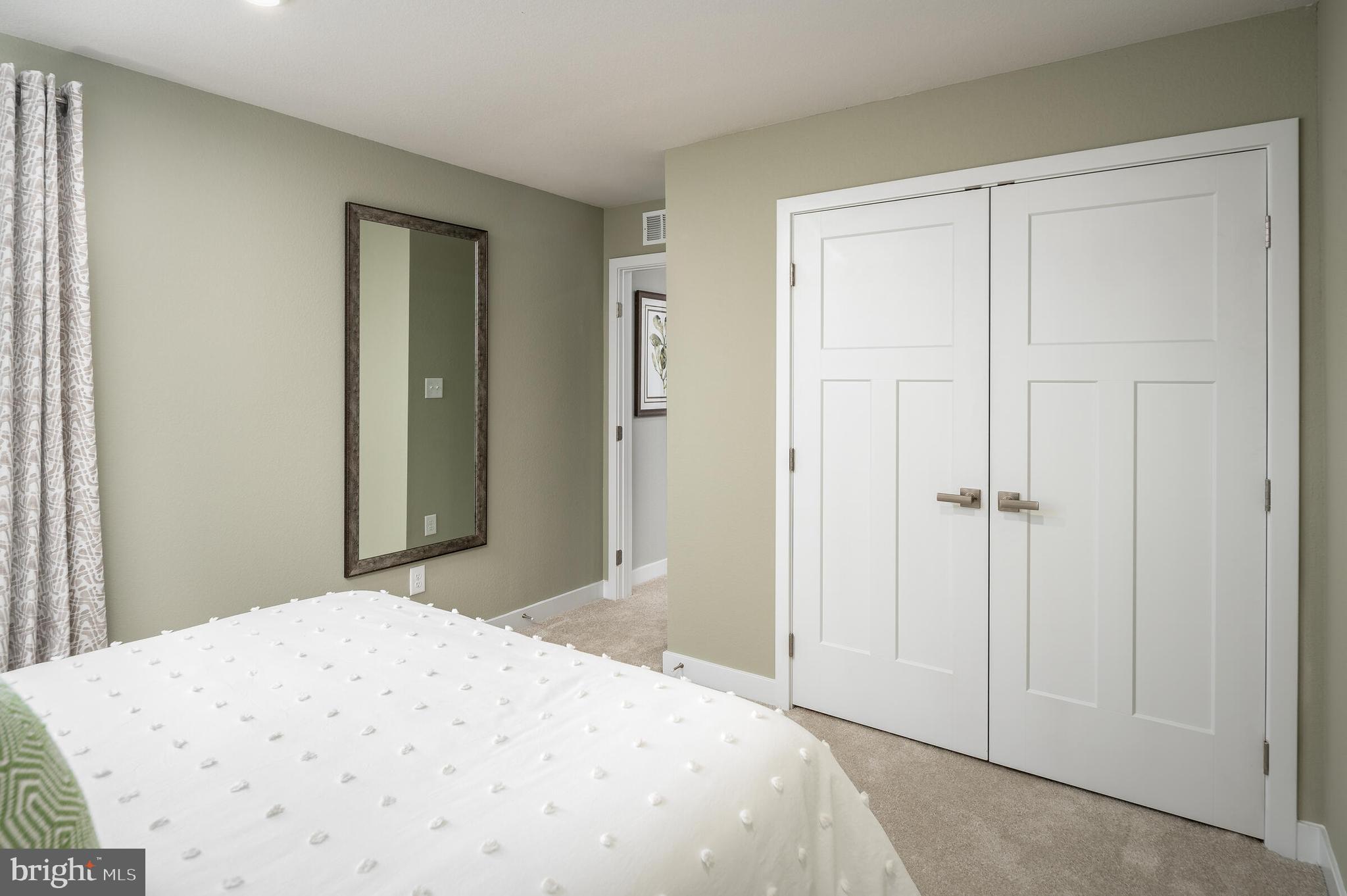 REGENTS GLEN VILLAS - Residential