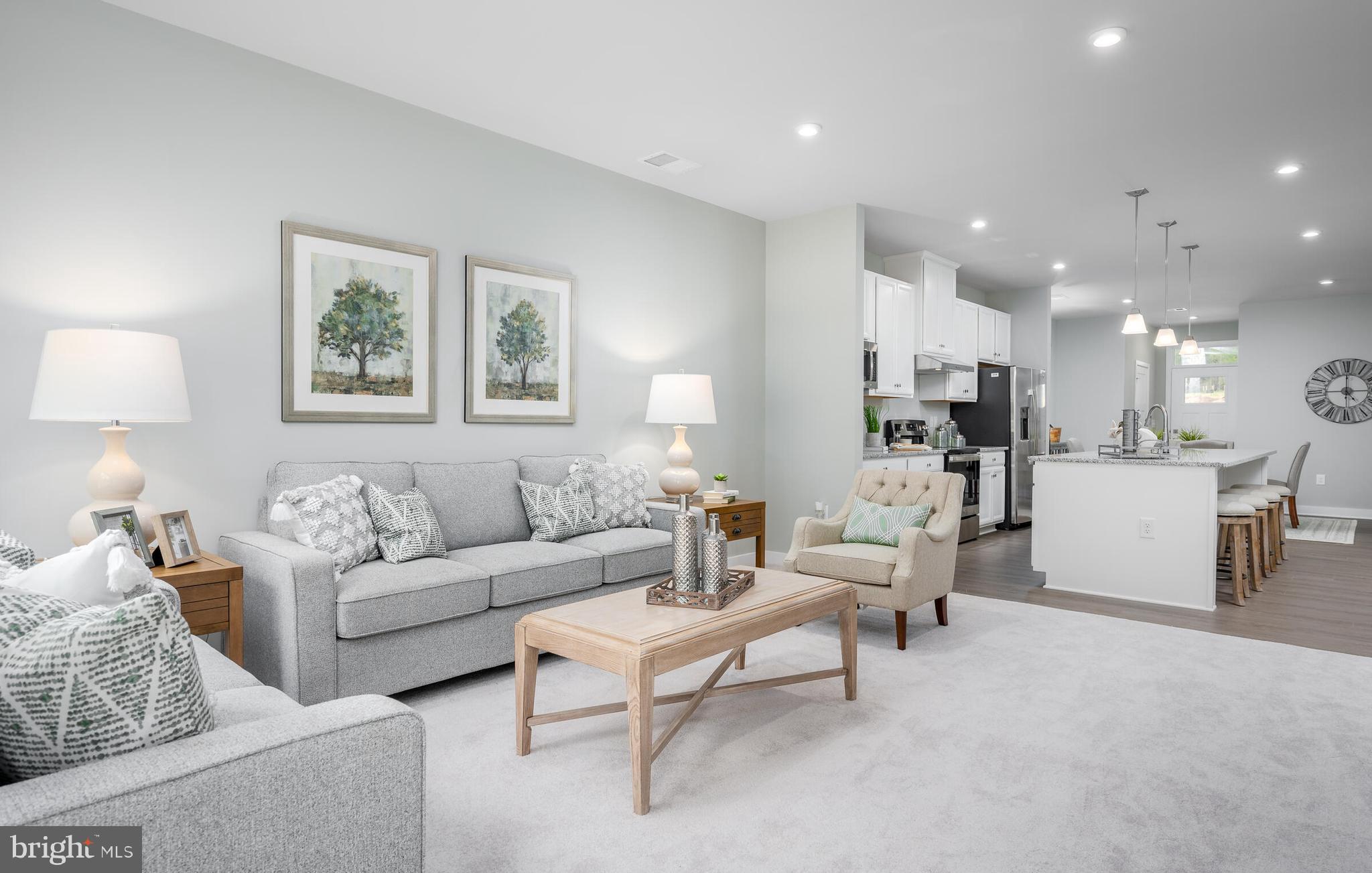 REGENTS GLEN VILLAS - Residential