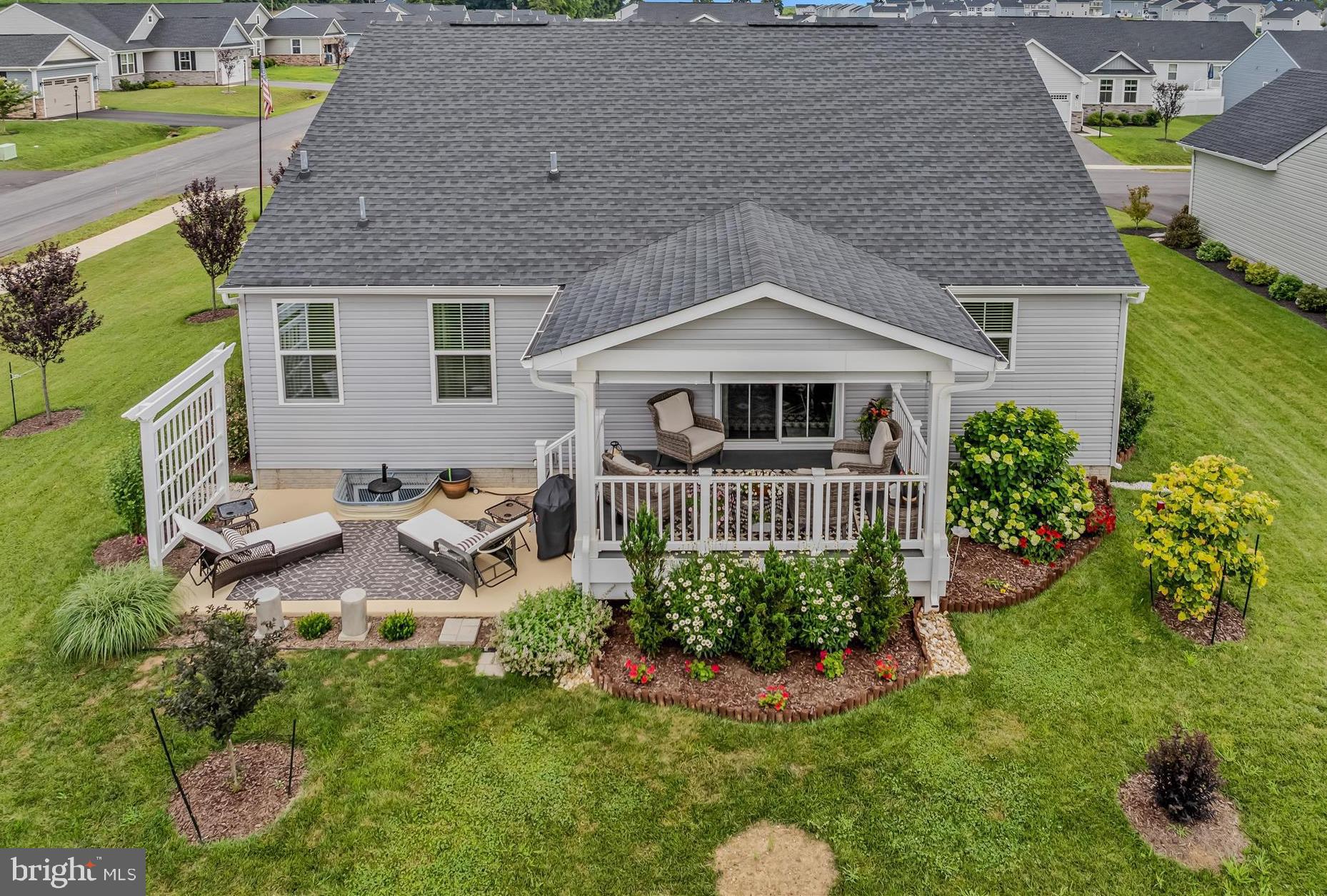 CARDINAL POINTE - Residential