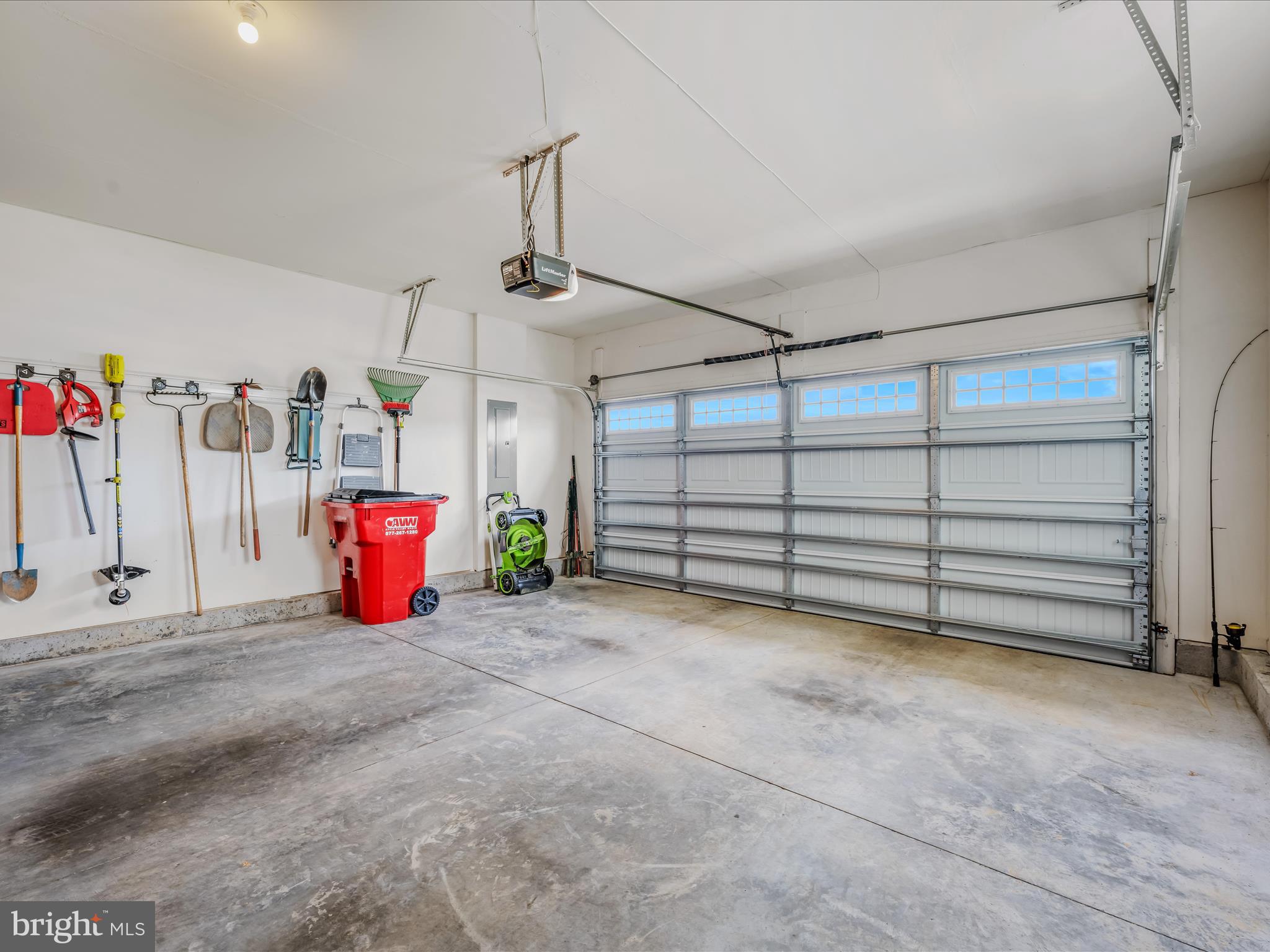 CARDINAL POINTE - Residential