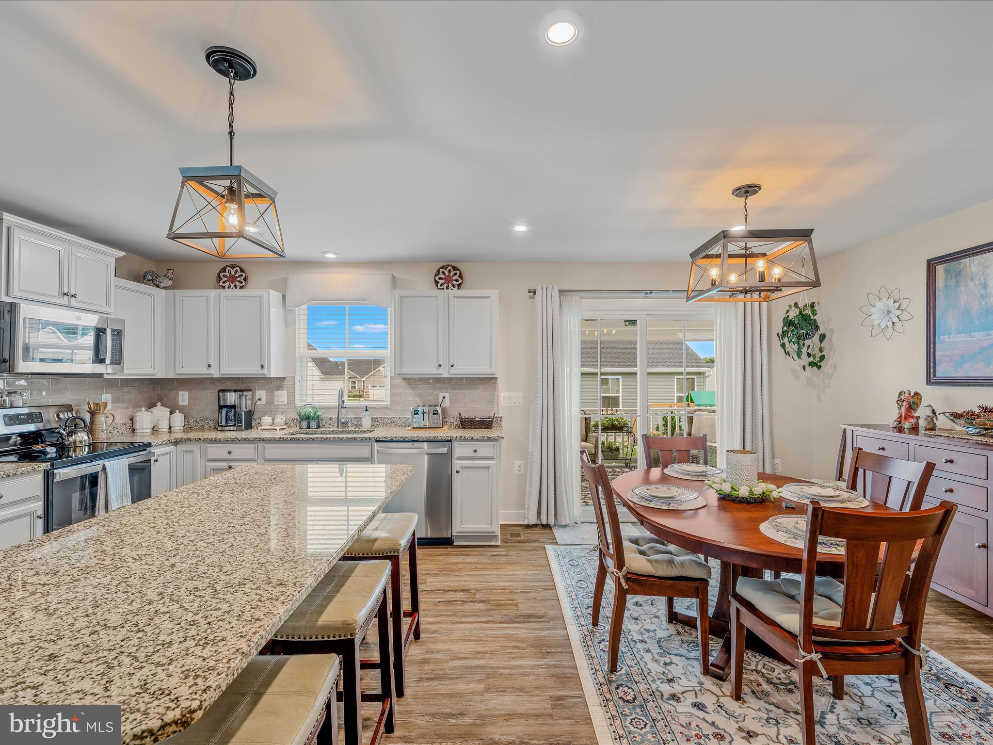 CARDINAL POINTE - Residential