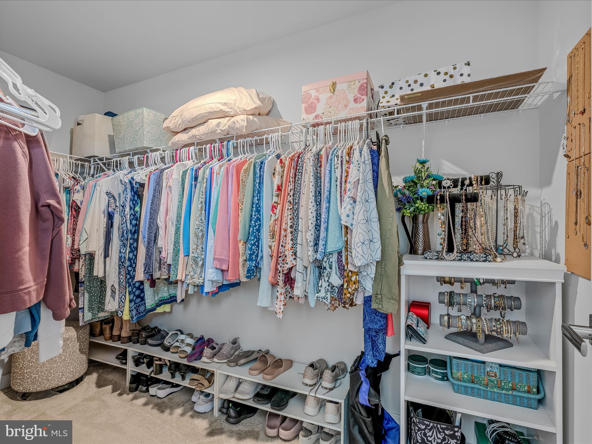 CARDINAL POINTE - Residential