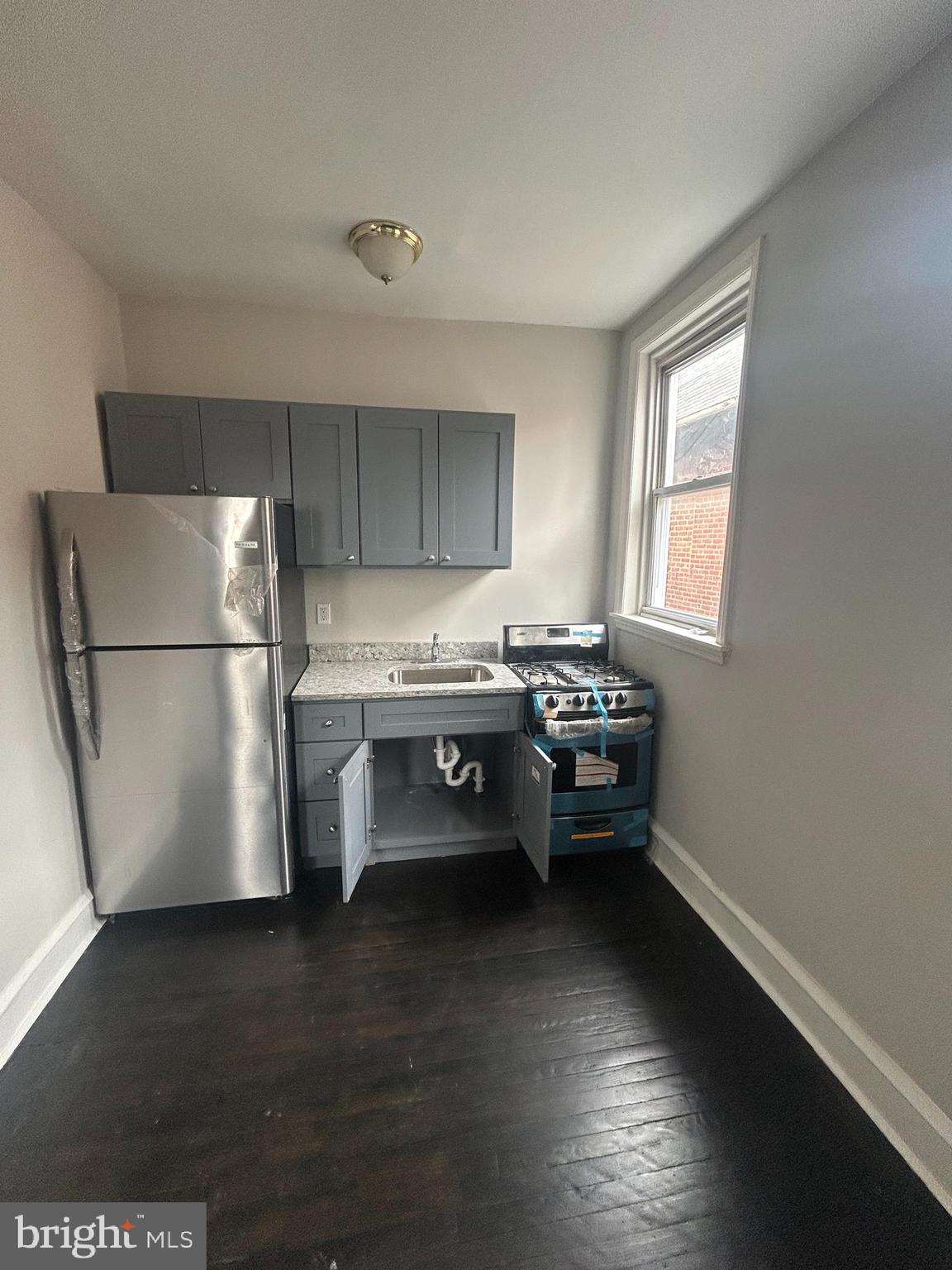 FAIRMOUNT - Residential Income