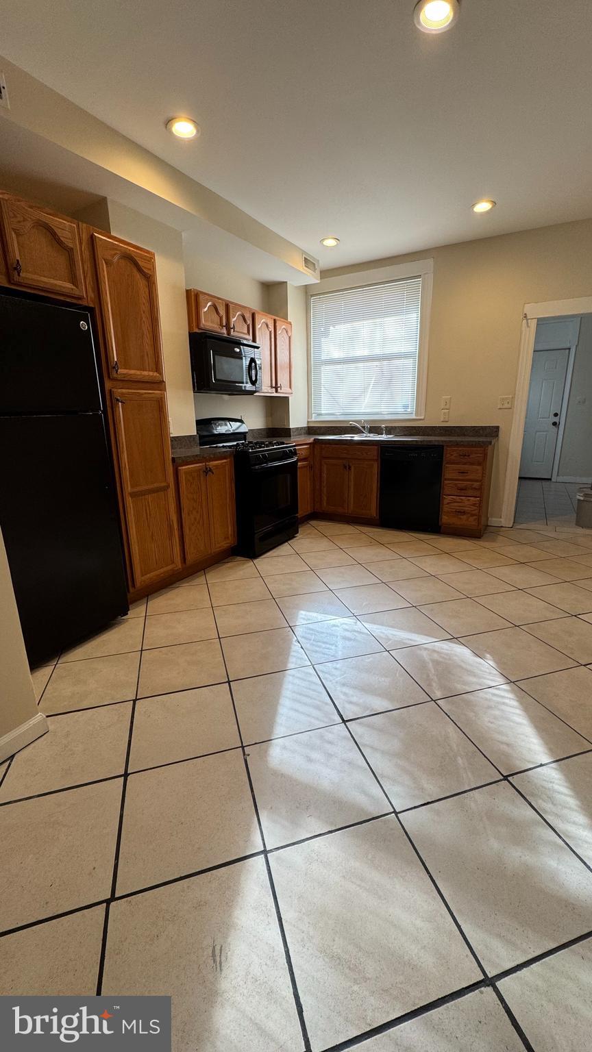 COLDSTREAM HOMESTEAD MONTEBELLO HISTORIC DISTRICT - Residential Lease