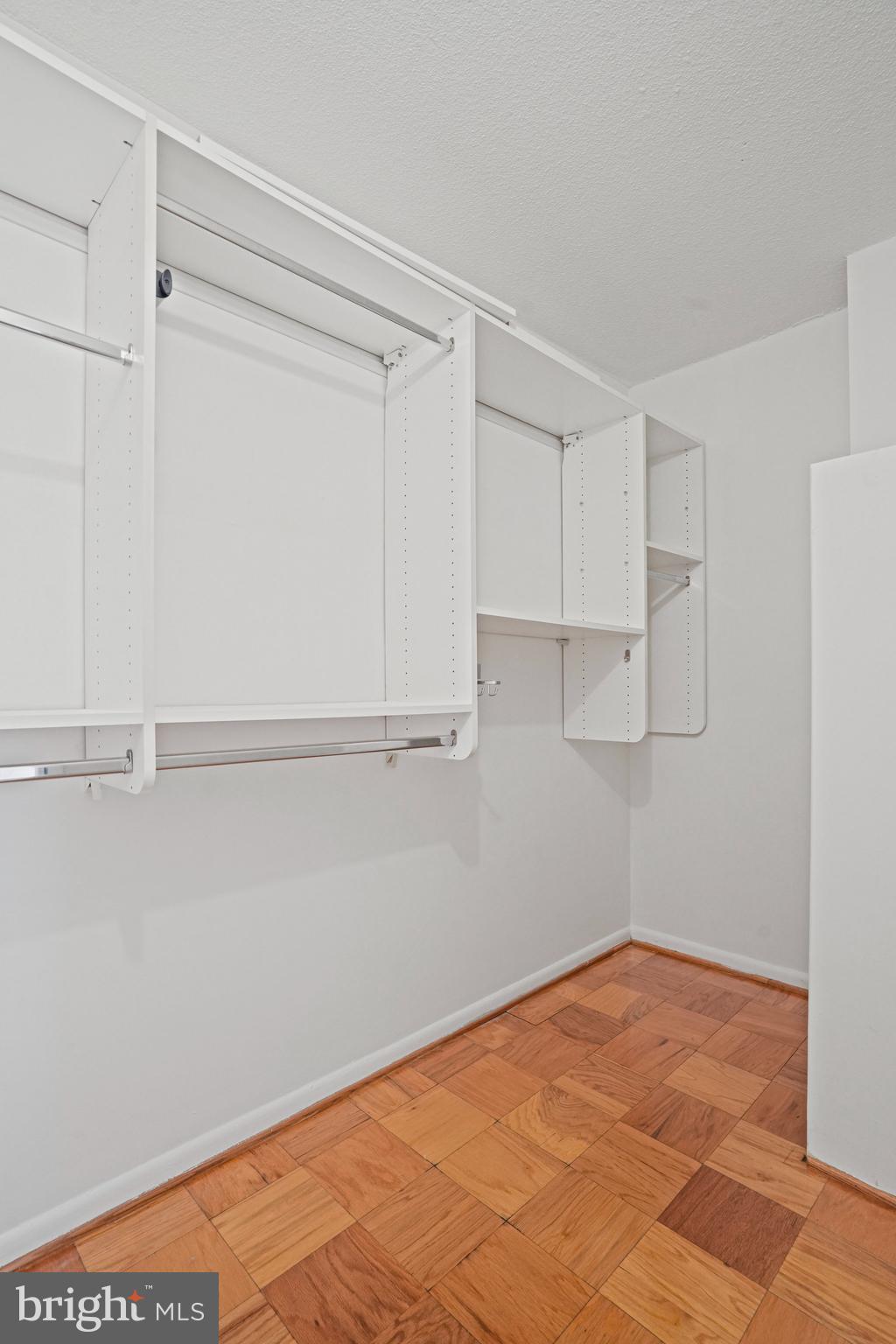 RIVIERA OF CHEVY CHASE - Residential Lease