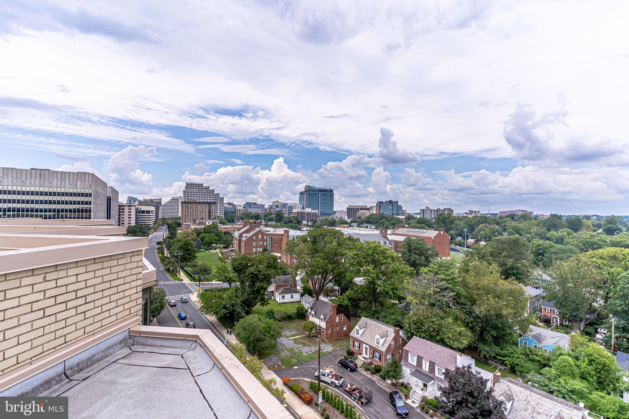 RIVIERA OF CHEVY CHASE - Residential Lease