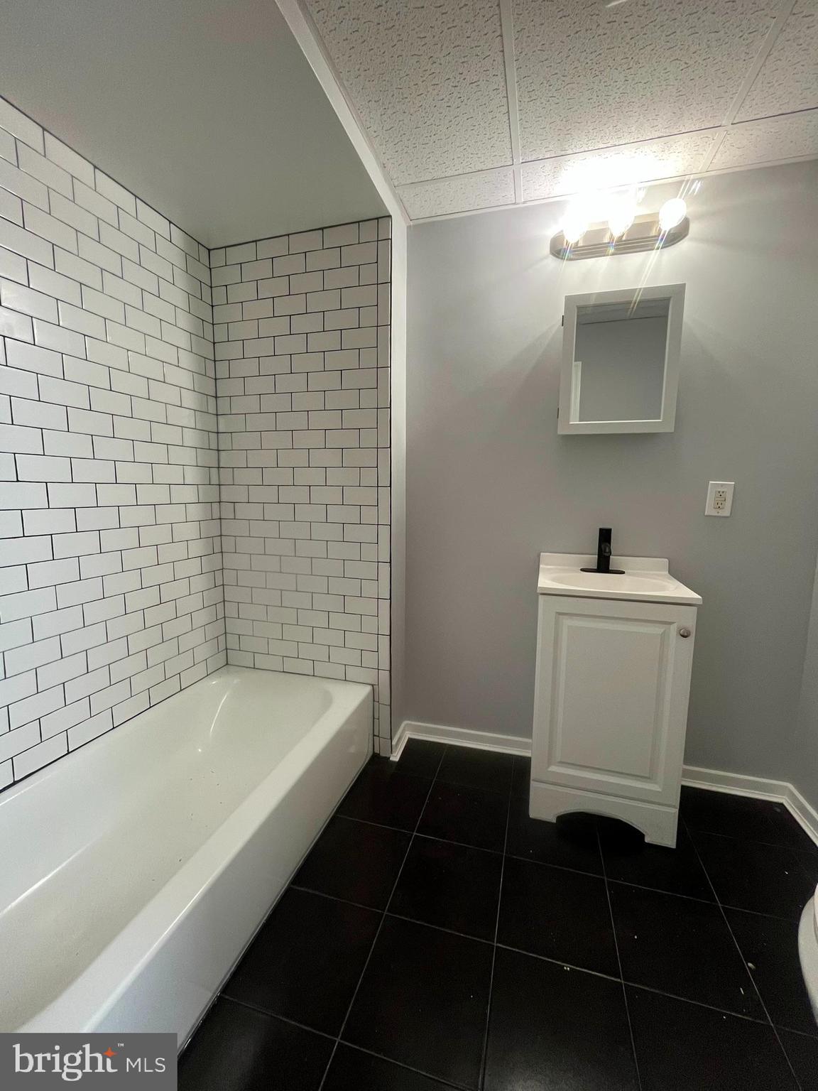 NEWBOLD - Residential Lease