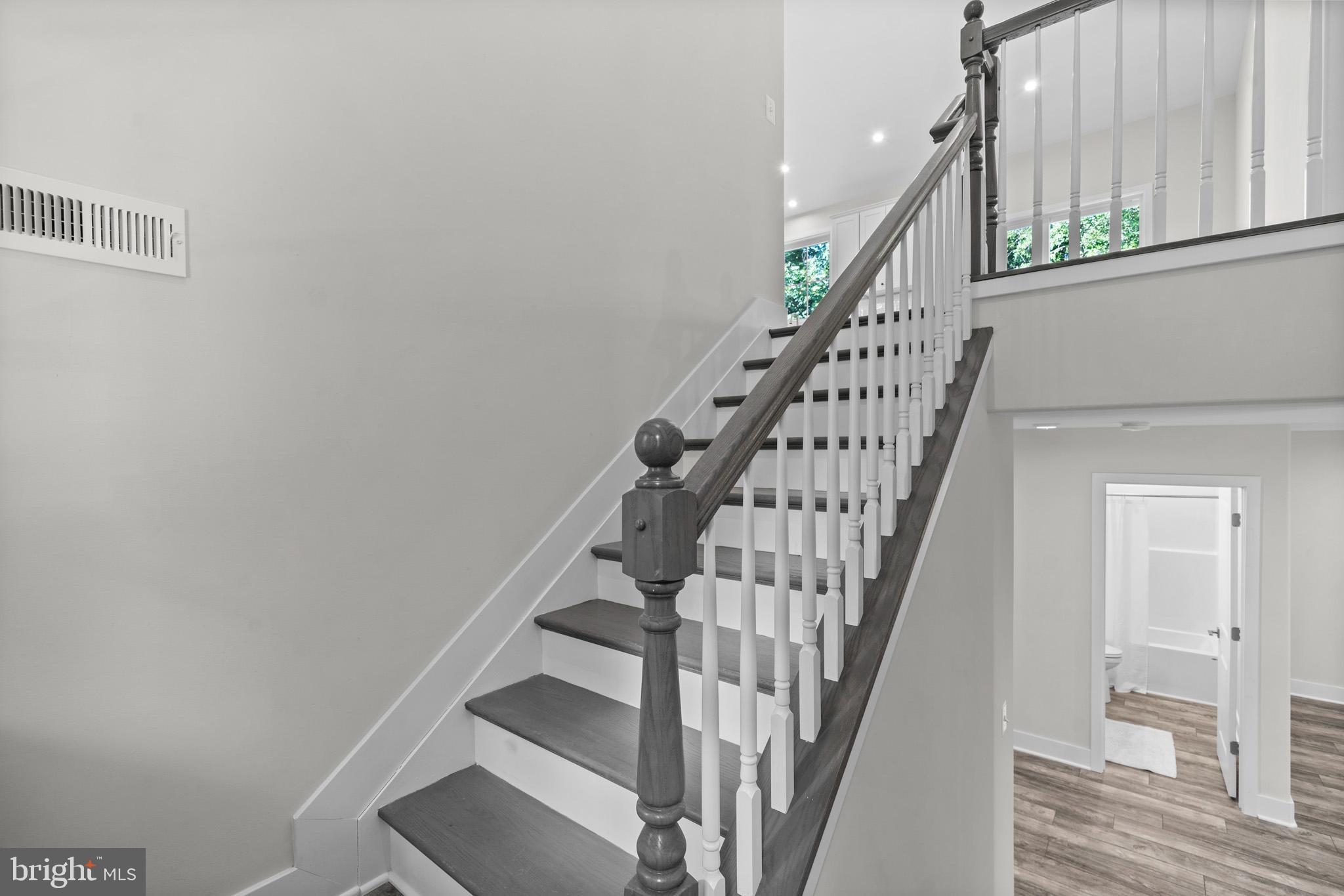 DRUM POINT - Residential