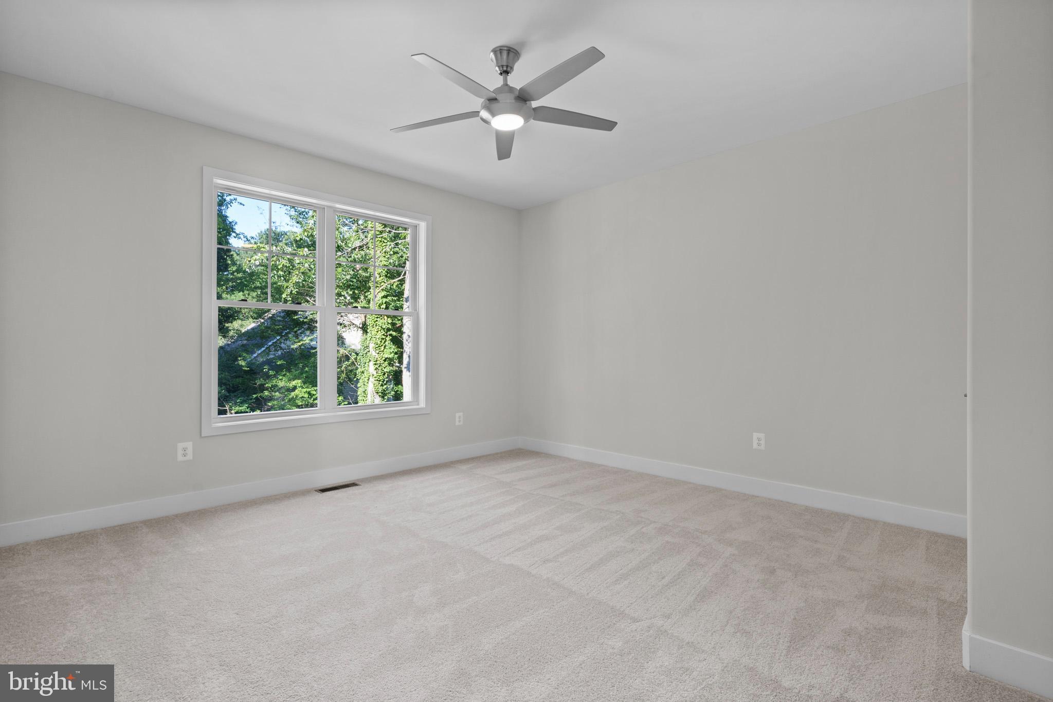 DRUM POINT - Residential