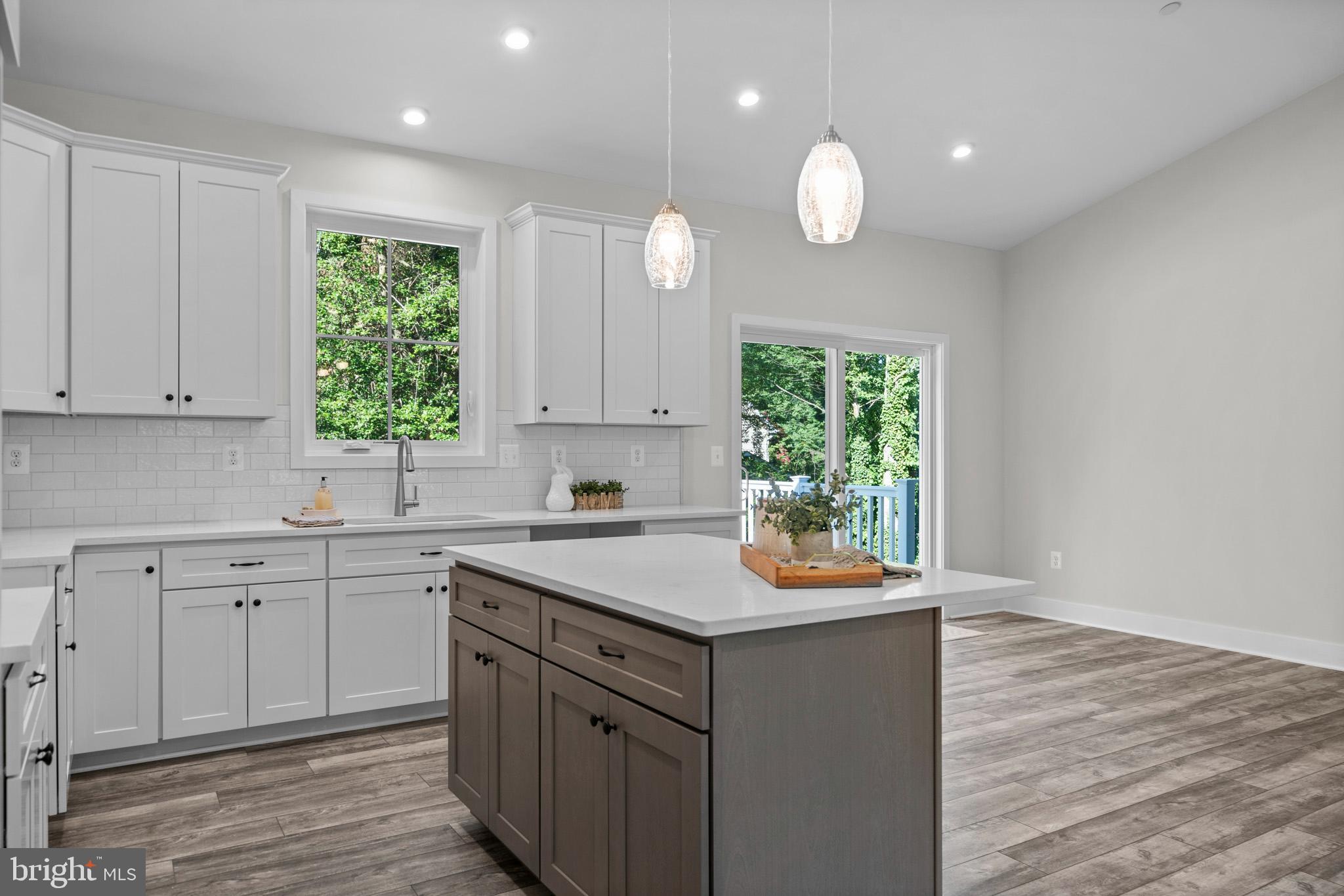 DRUM POINT - Residential