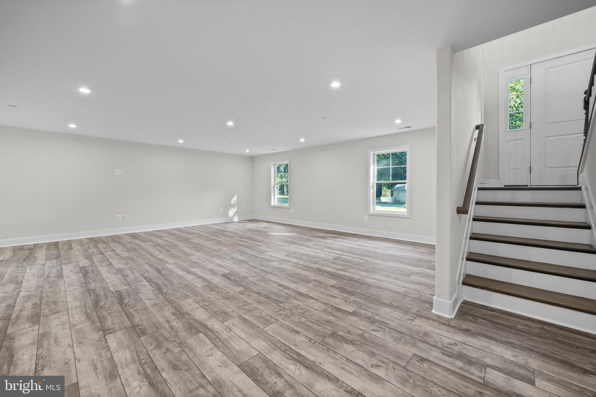 DRUM POINT - Residential