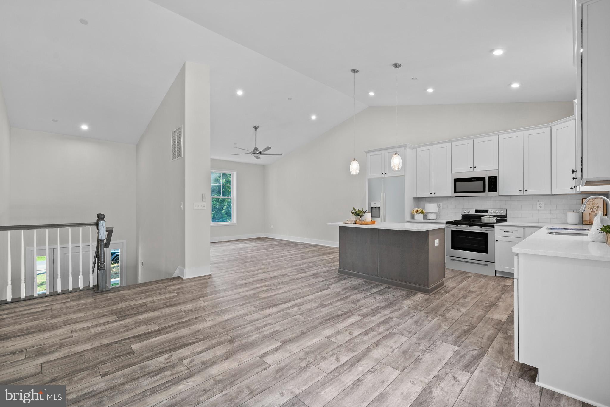 DRUM POINT - Residential