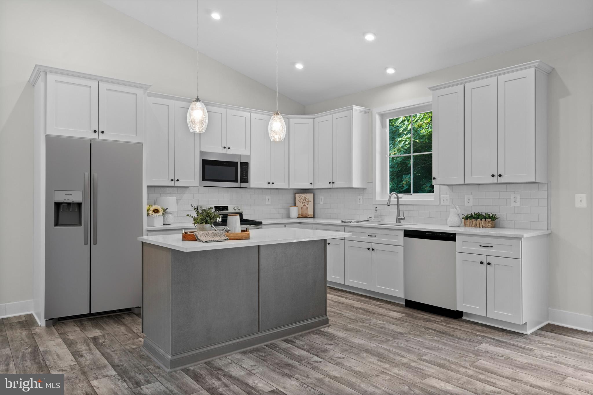 DRUM POINT - Residential