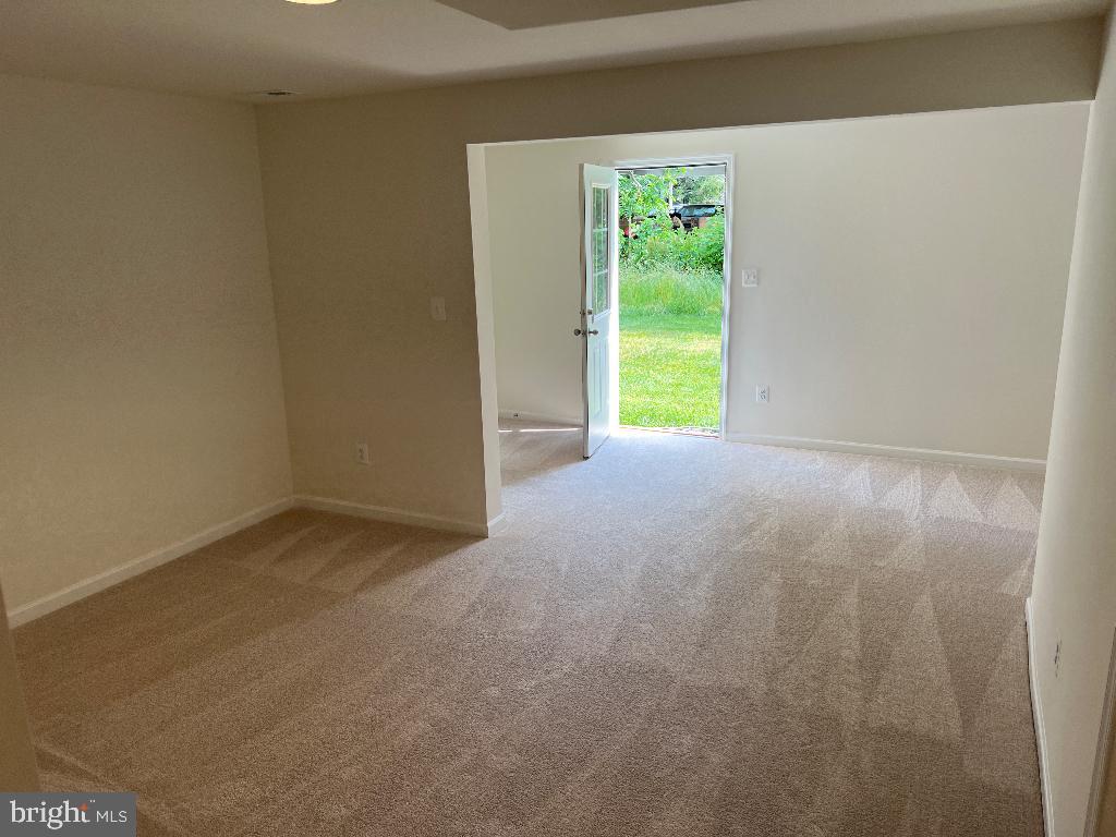 76 TATE MANOR DRIVE