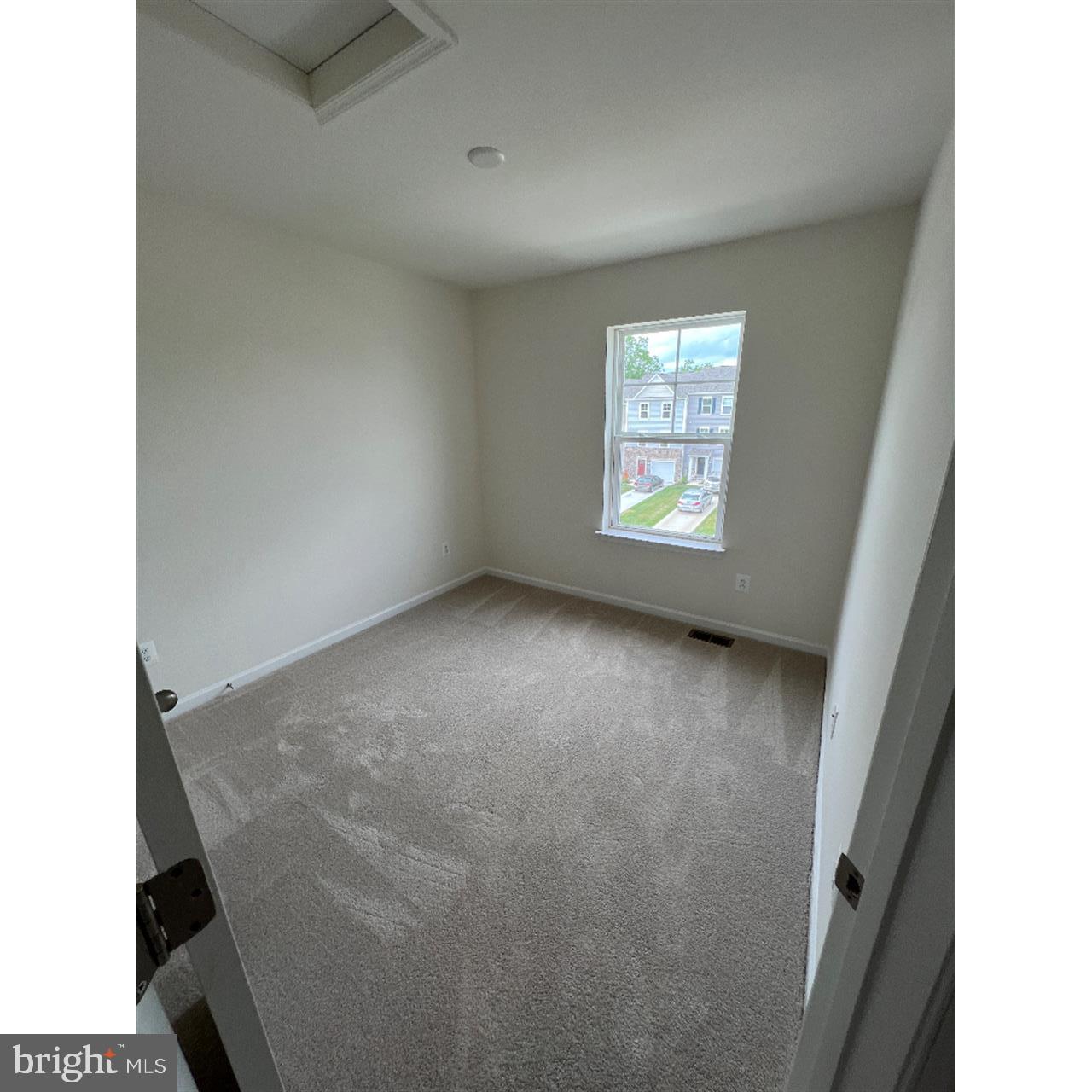 TOWNES AT TATE MANOR - Residential