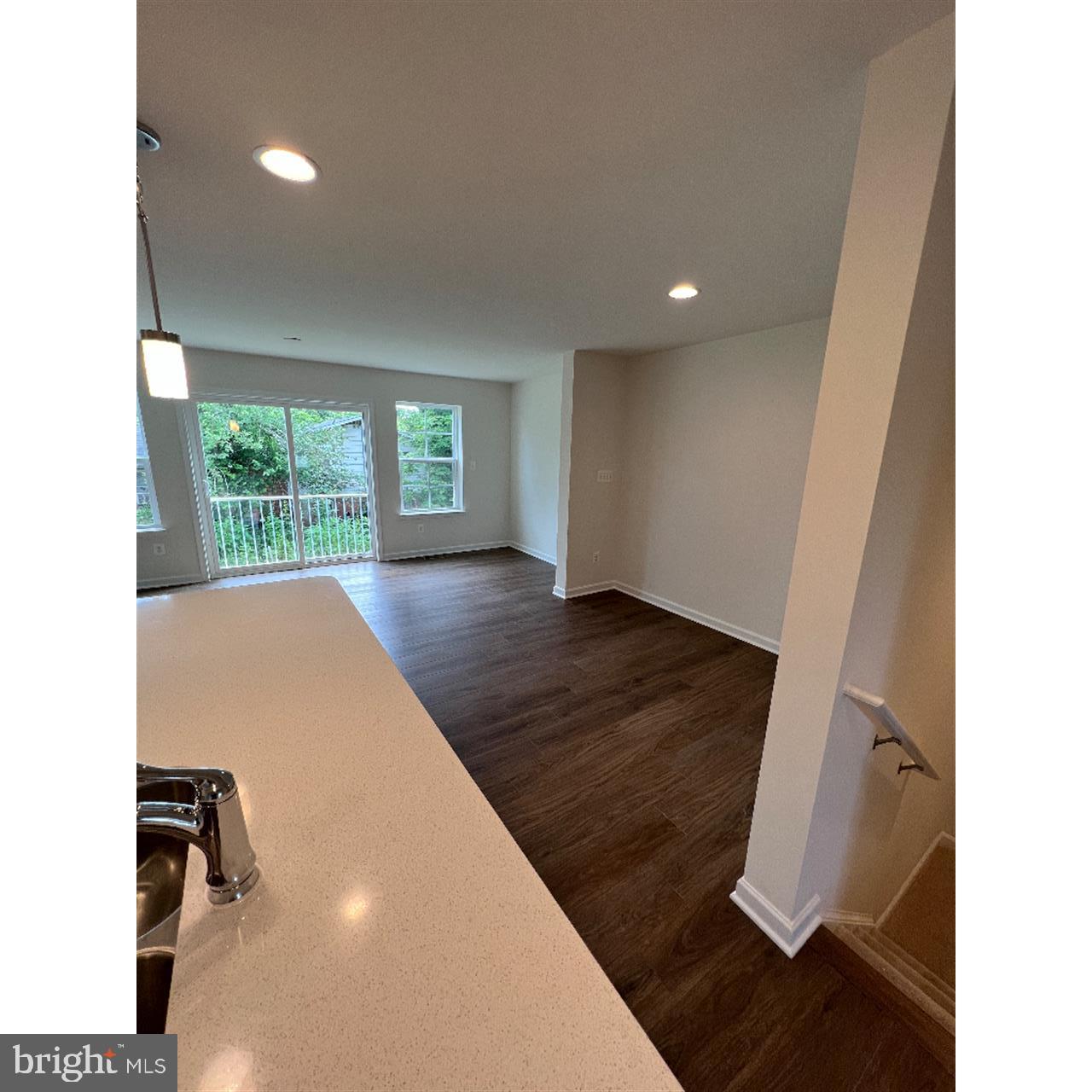 TOWNES AT TATE MANOR - Residential