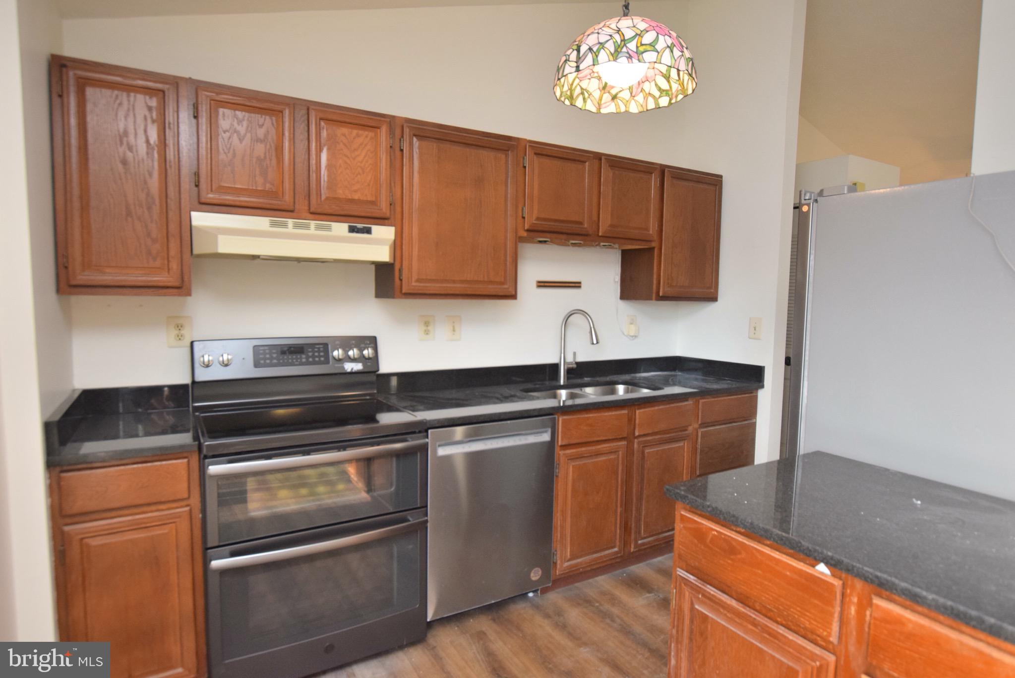 ARMFIELD FARMS - Residential Lease