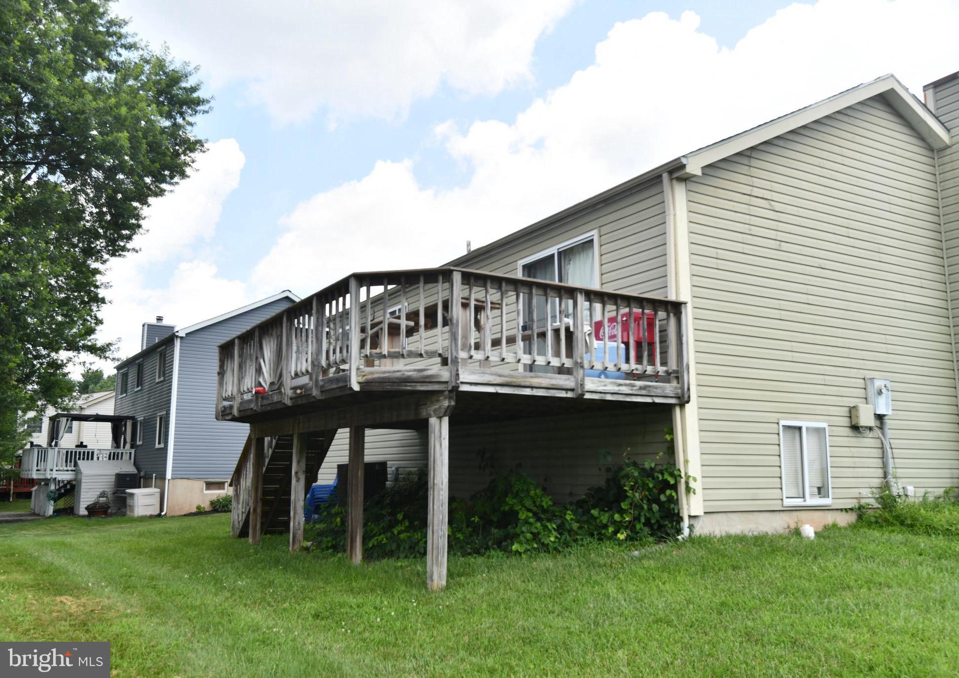 ARMFIELD FARMS - Residential Lease