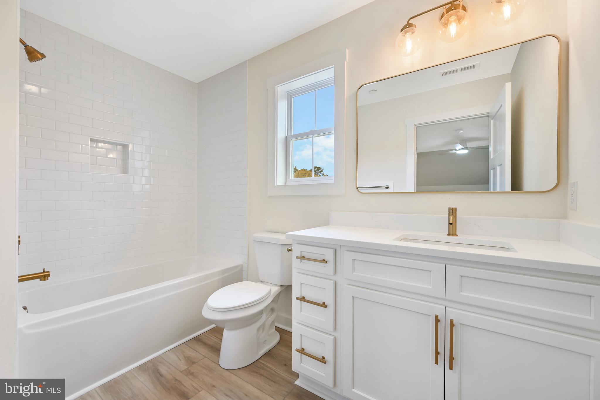 HOLLY HILL - Residential