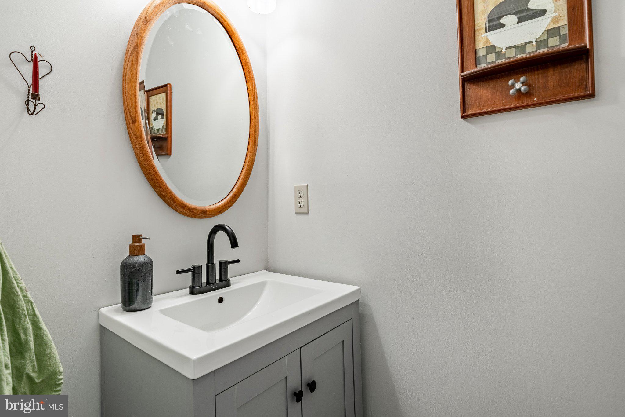 CAINES CREEK - Residential