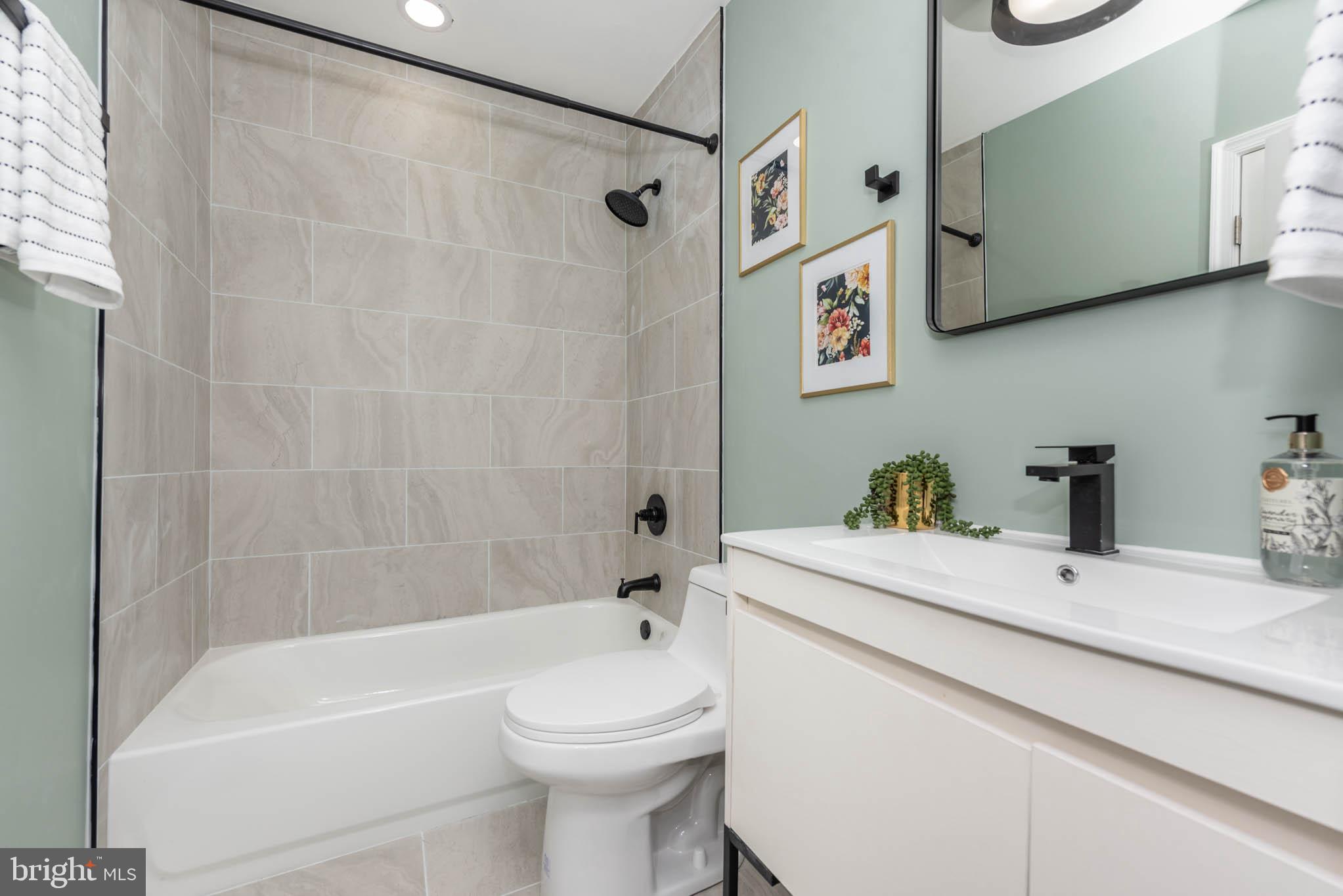 WAVERLY - Residential