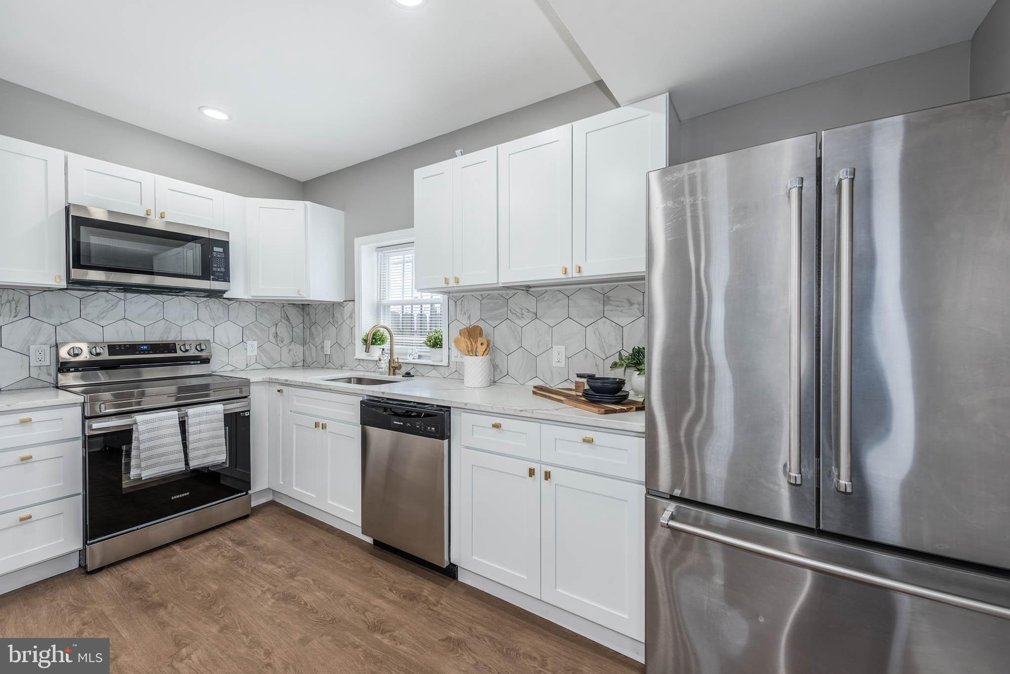 WAVERLY - Residential