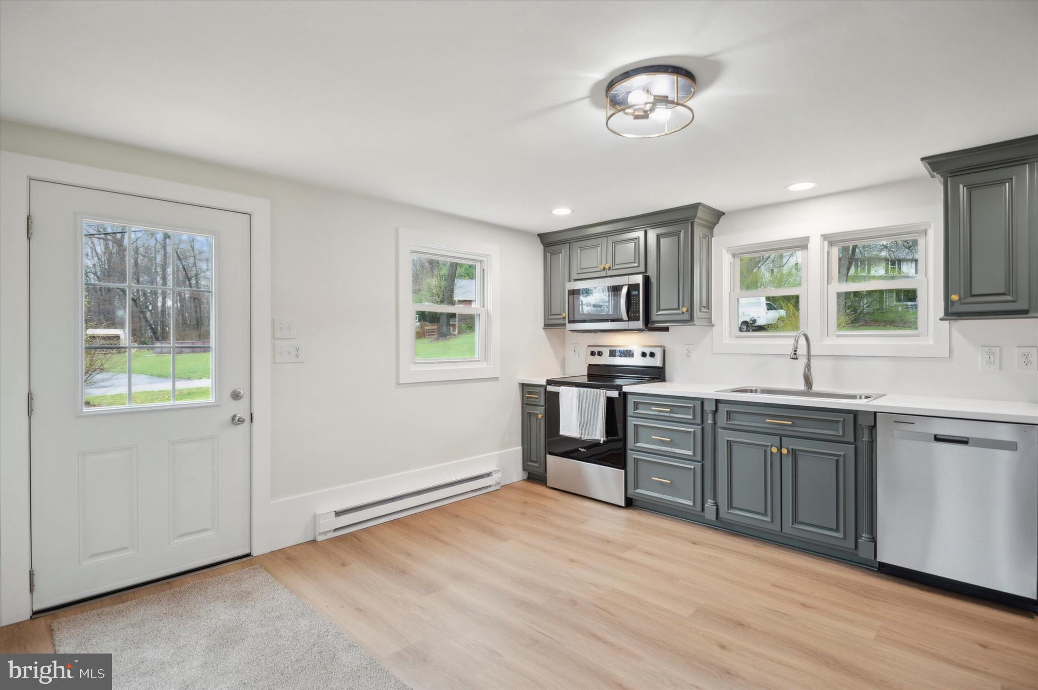 BEACON HILLS - Residential