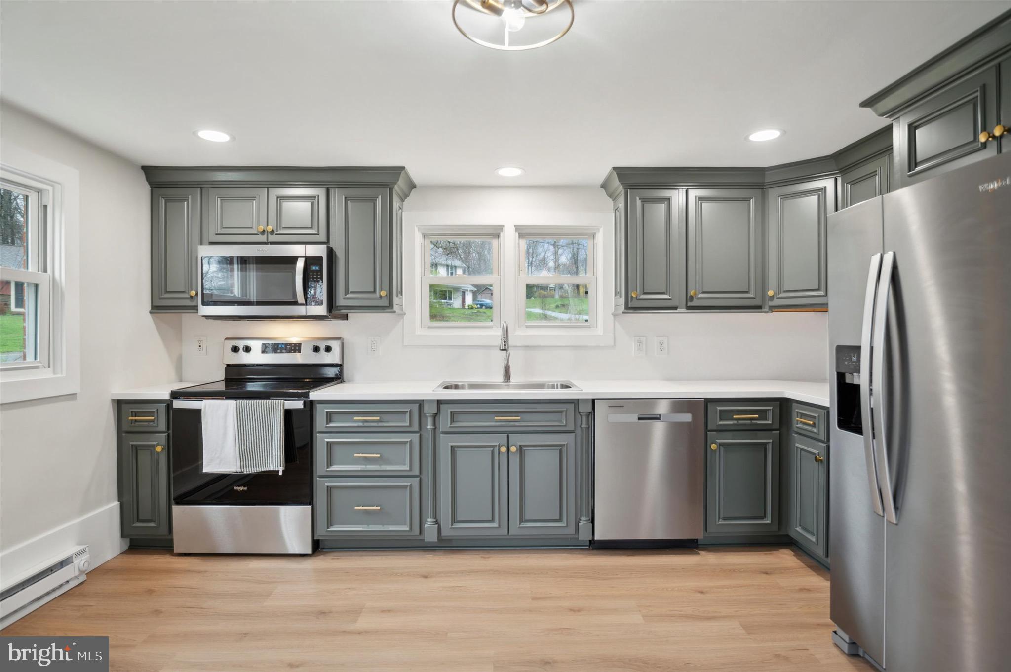 BEACON HILLS - Residential