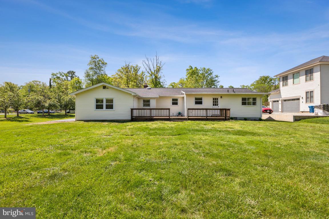 BROAD RUN FARMS - Residential Lease