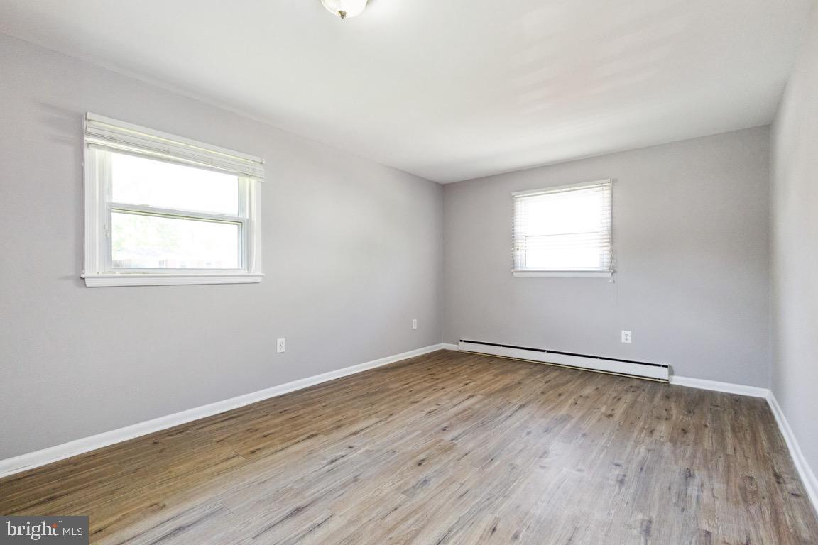 BROAD RUN FARMS - Residential Lease