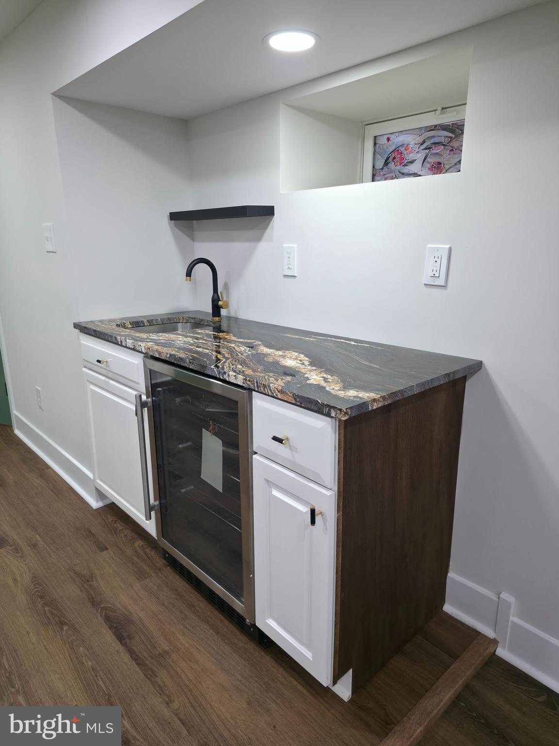 BELMONT - Residential