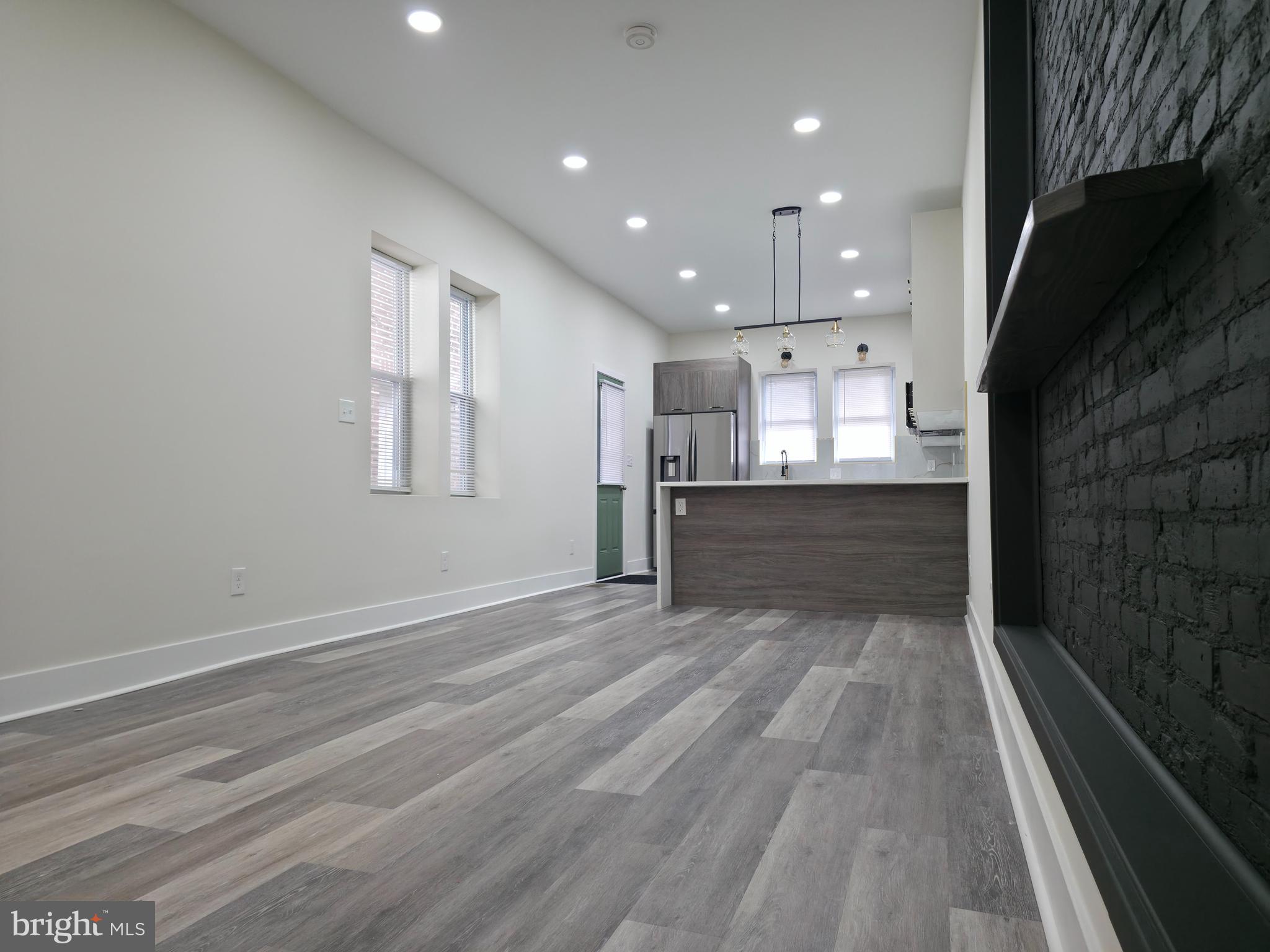 BELMONT - Residential