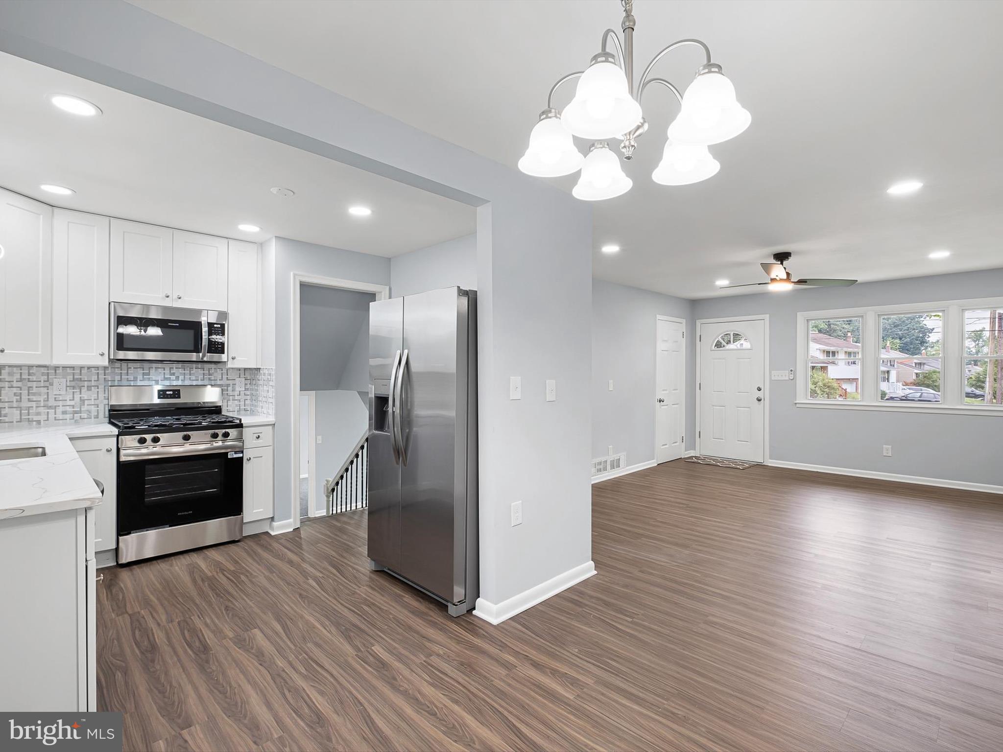 1303 GREENLEAF ROAD