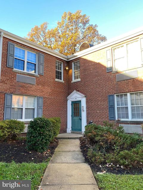 Condo For Rent - 10 Auburn Ct #B<br/> ALEXANDRIA, VA 22304