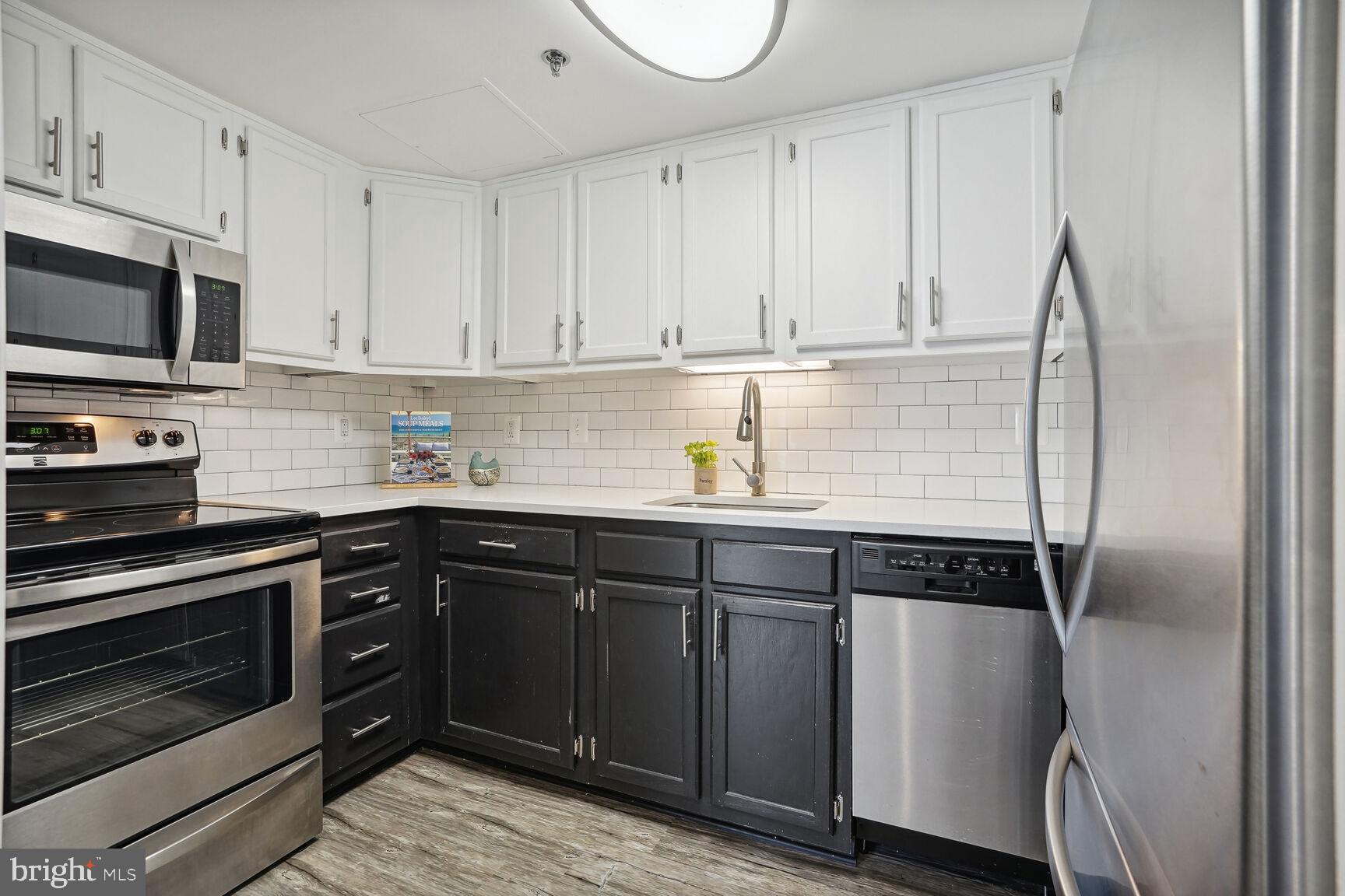 THE JEFFERSON - SUNRISE SENIOR LIVING - Residential